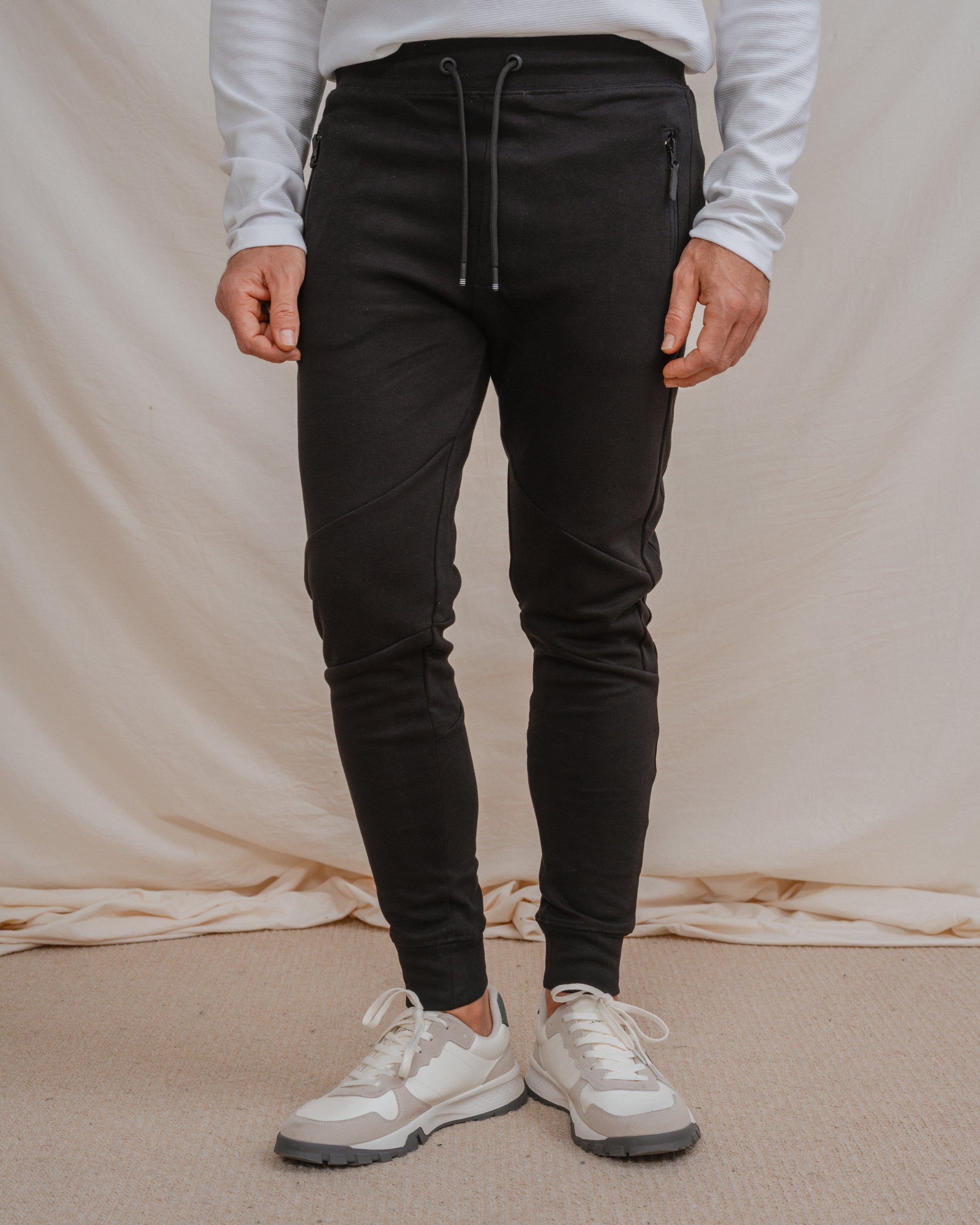 PANTALON JOGGER NEGRO