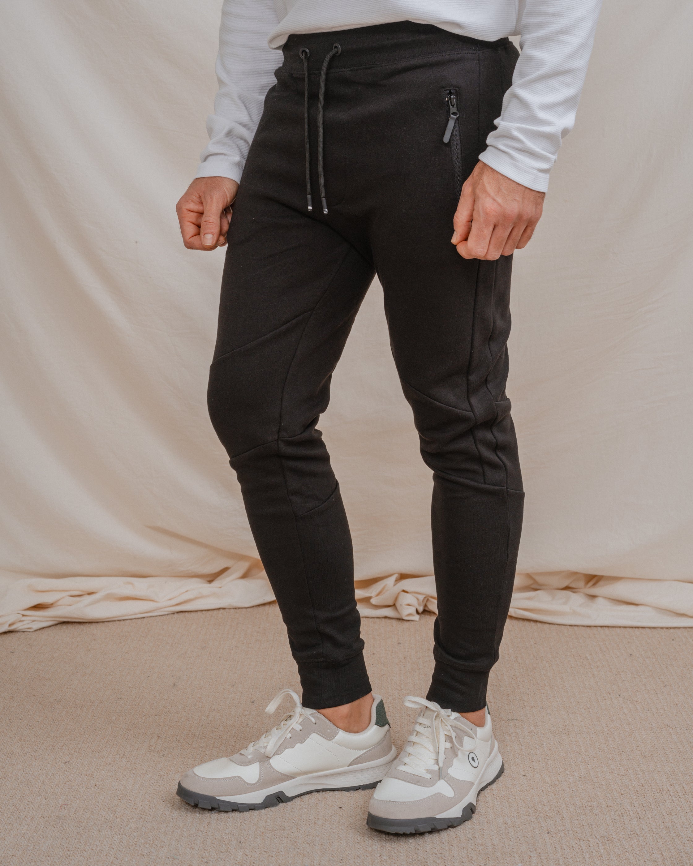PANTALON JOGGER NEGRO