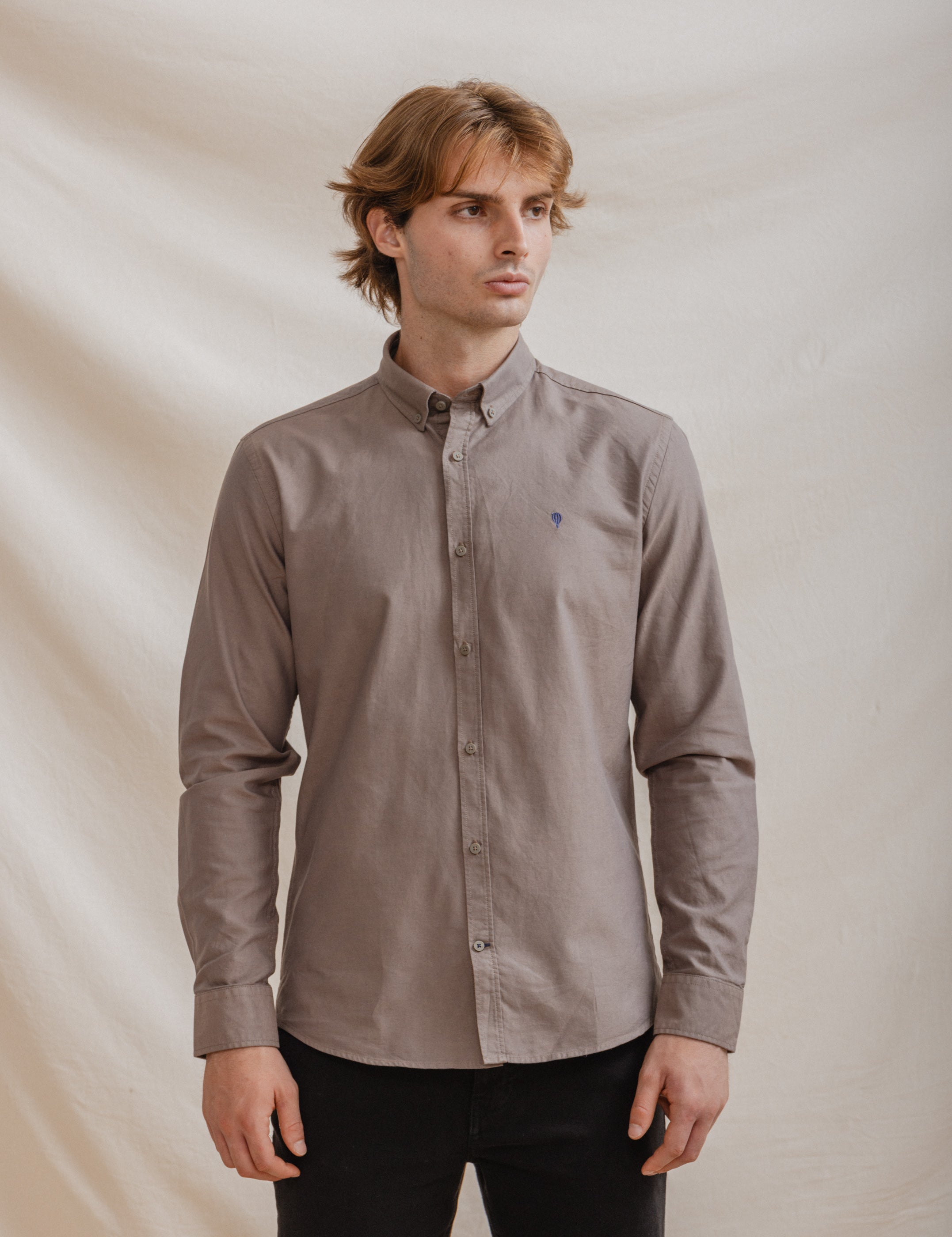 CAMISA OXFORD MARRÓN