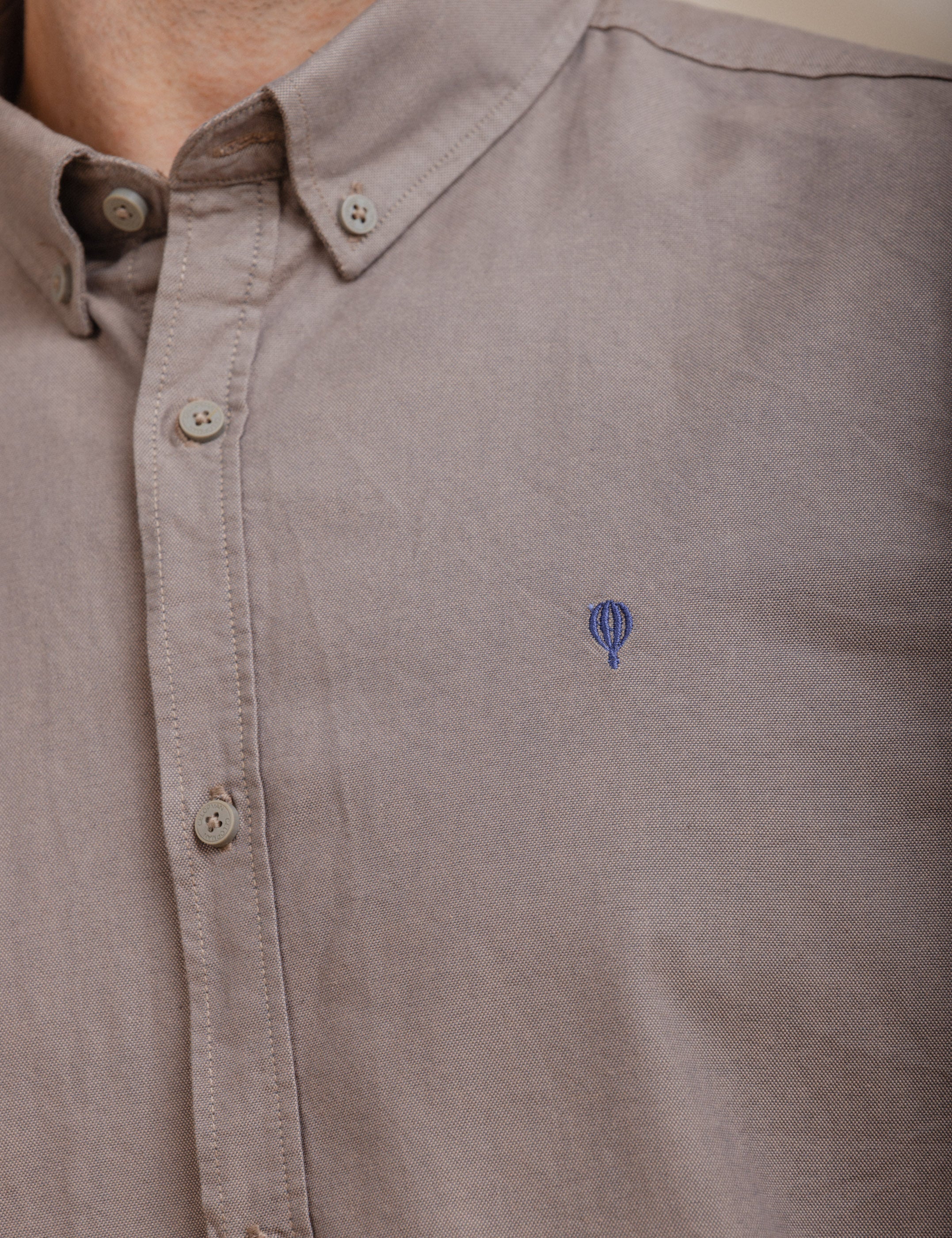 CAMISA OXFORD MARRÓN