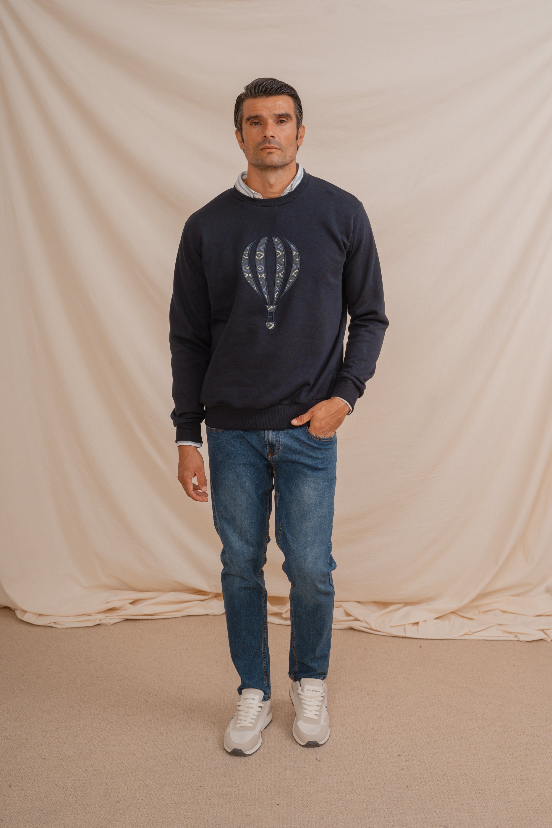 SUDADERA BORDADA MARINO