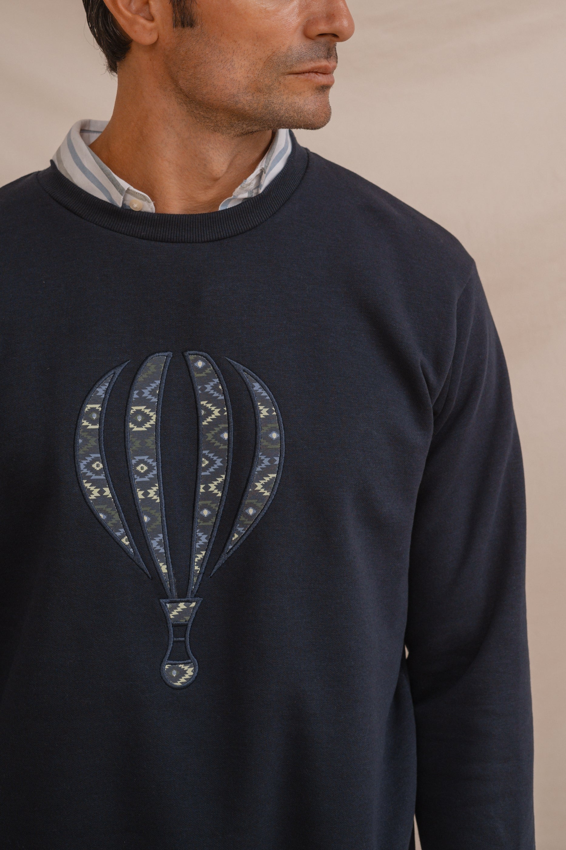 SUDADERA BORDADA MARINO