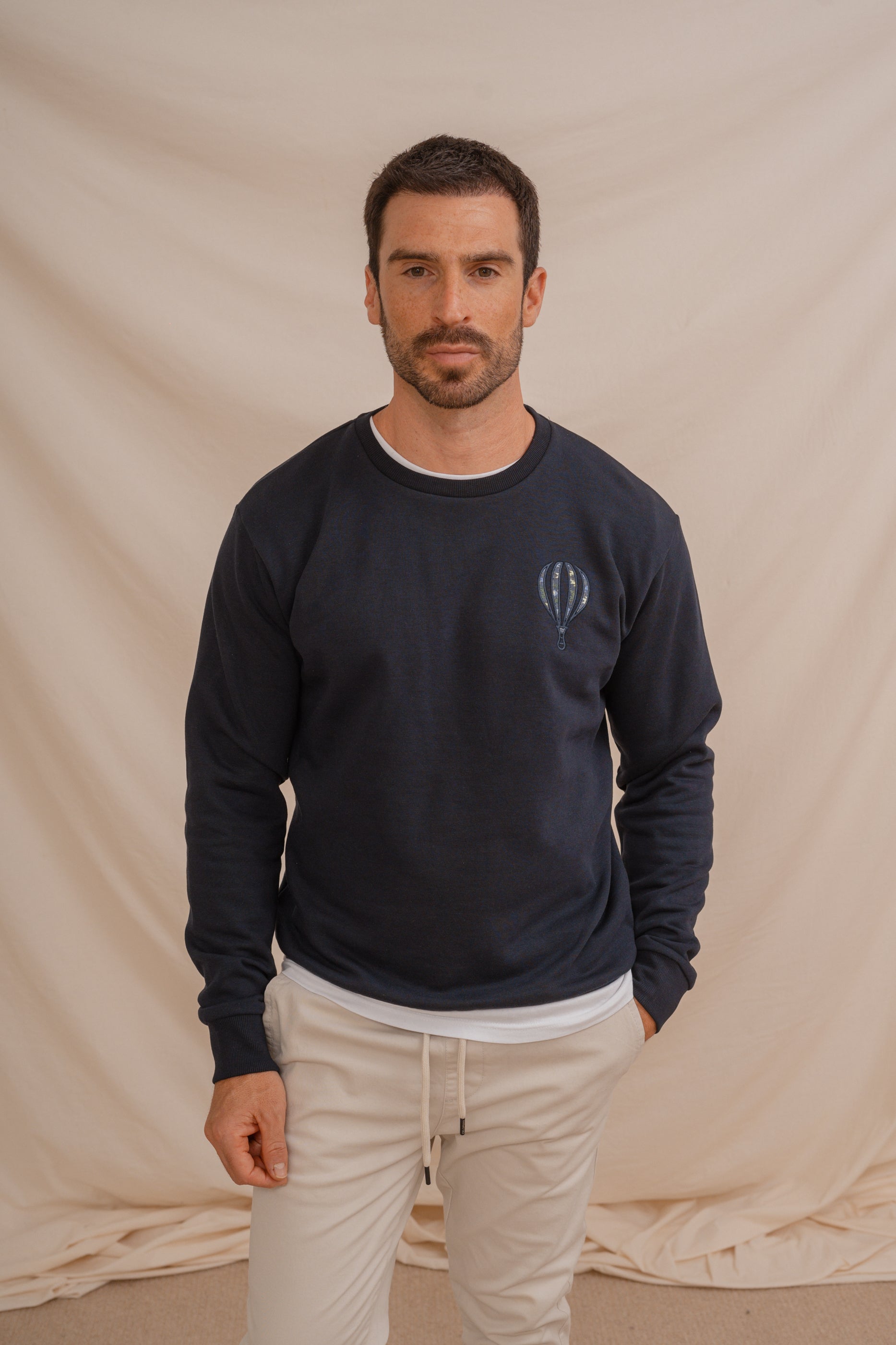 SUDADERA BORDADA MARINO