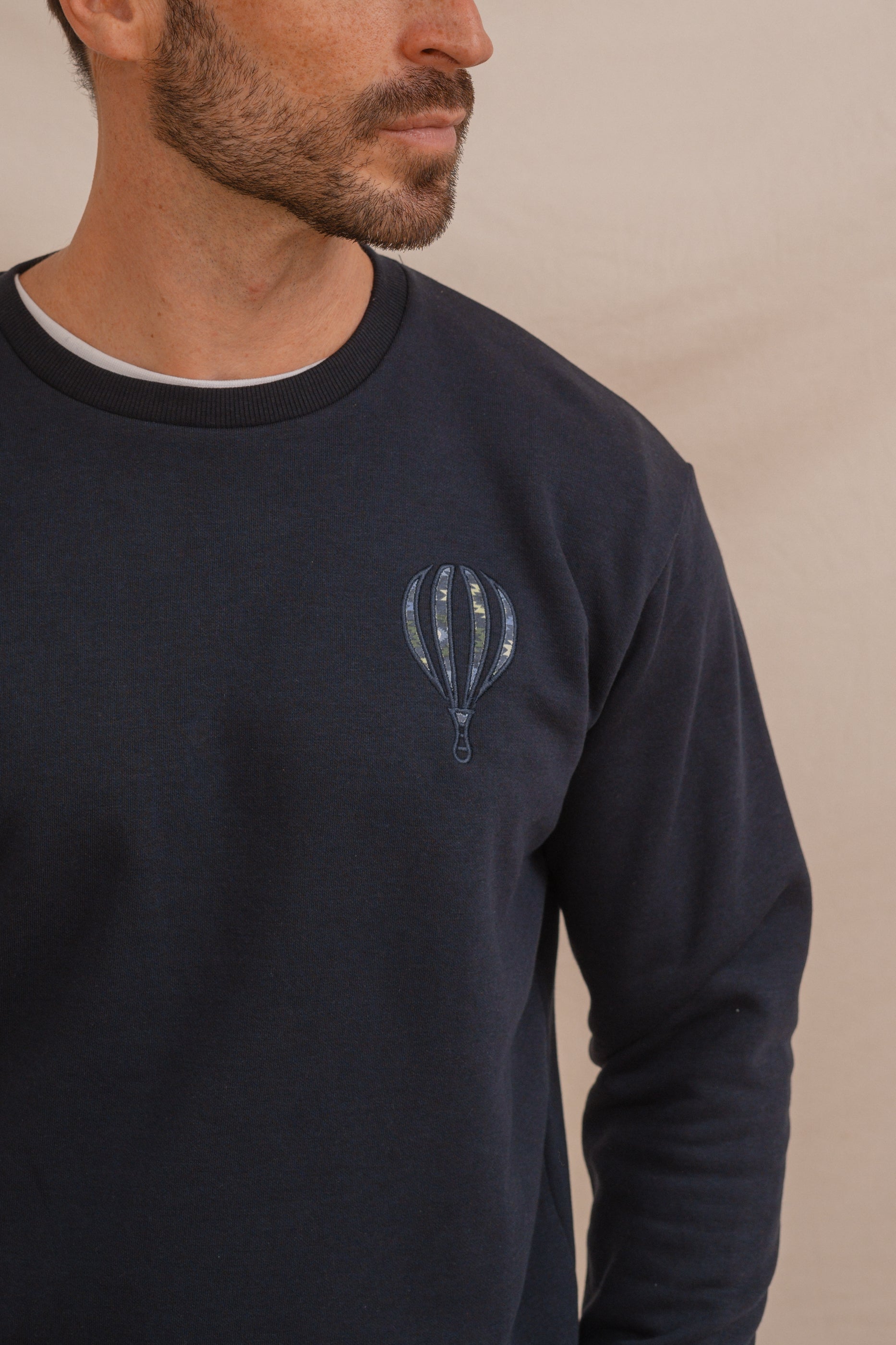 SUDADERA BORDADA MARINO