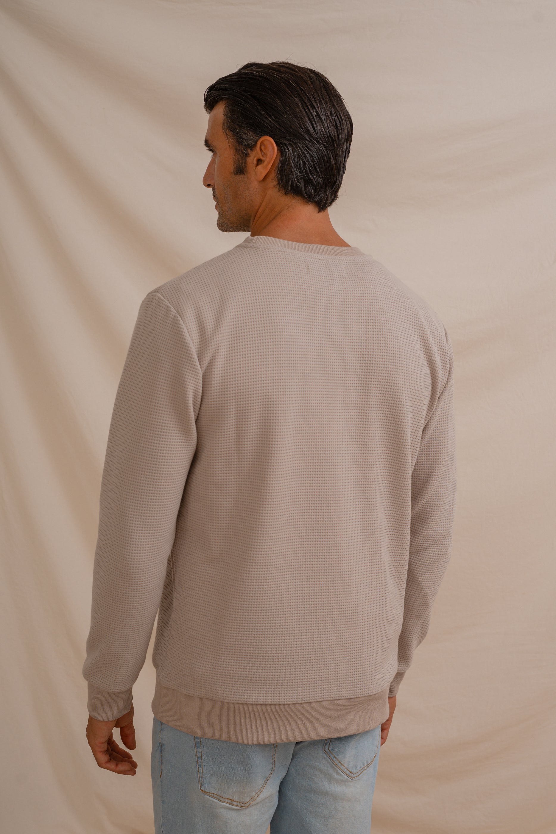 SUDADERA ESTRUCTURA BORDADO