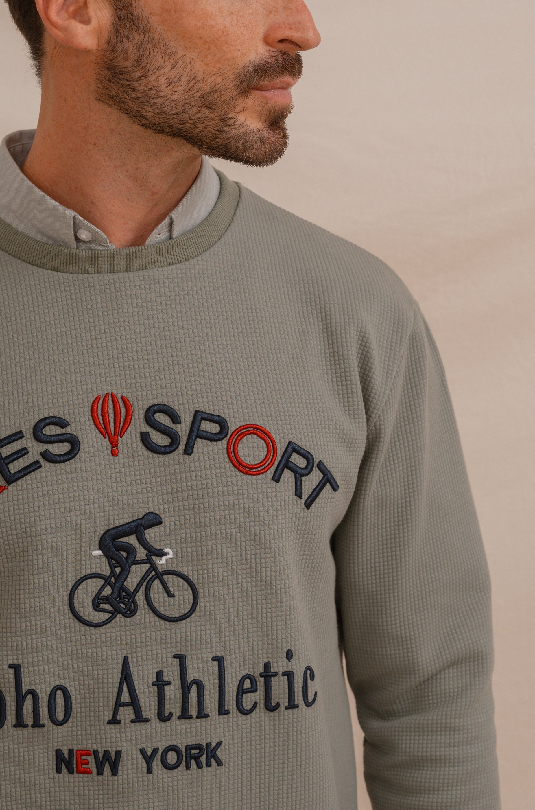 SUDADERA ESTRUCTURA BORDADO