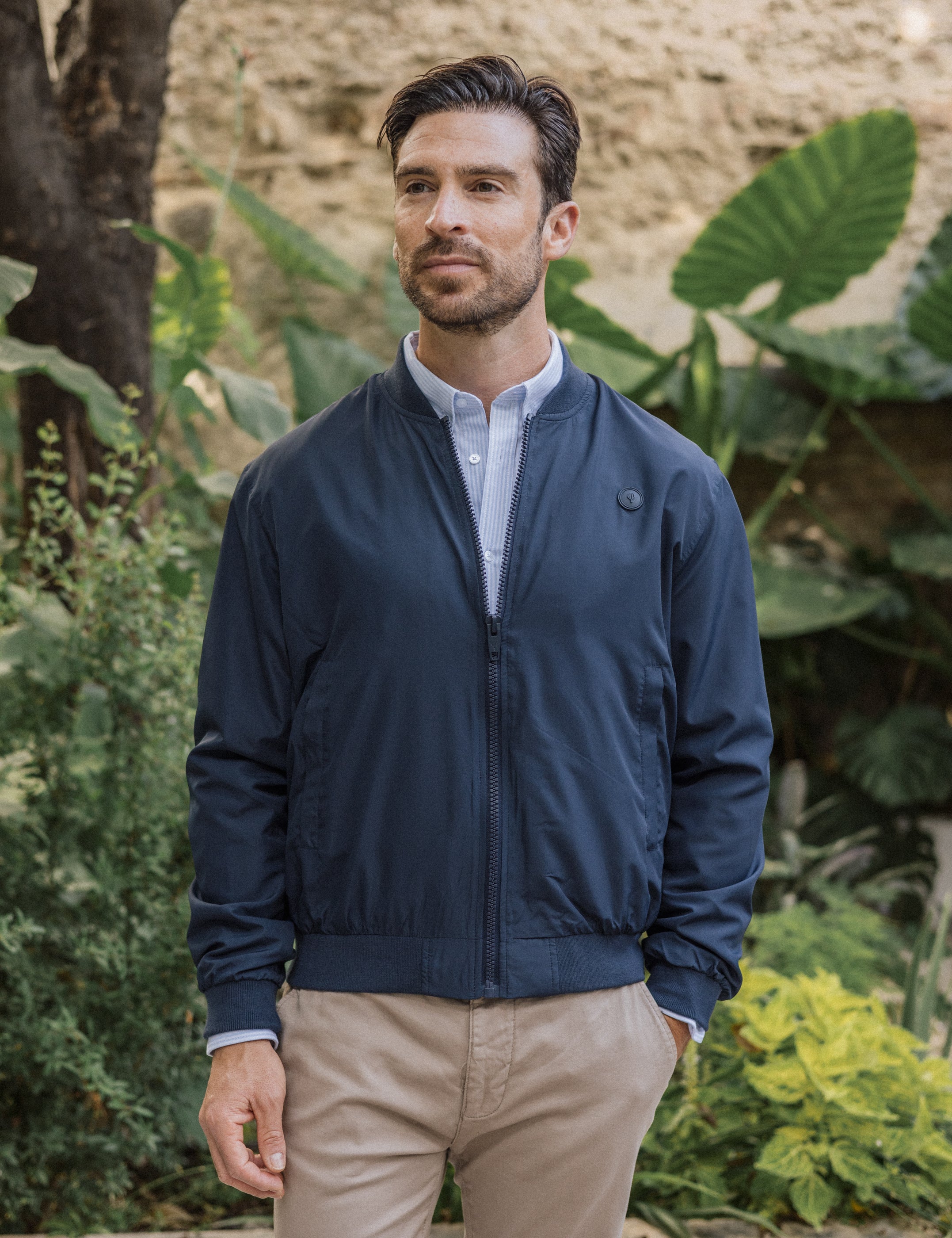 CAZADORA LIGERA AZUL