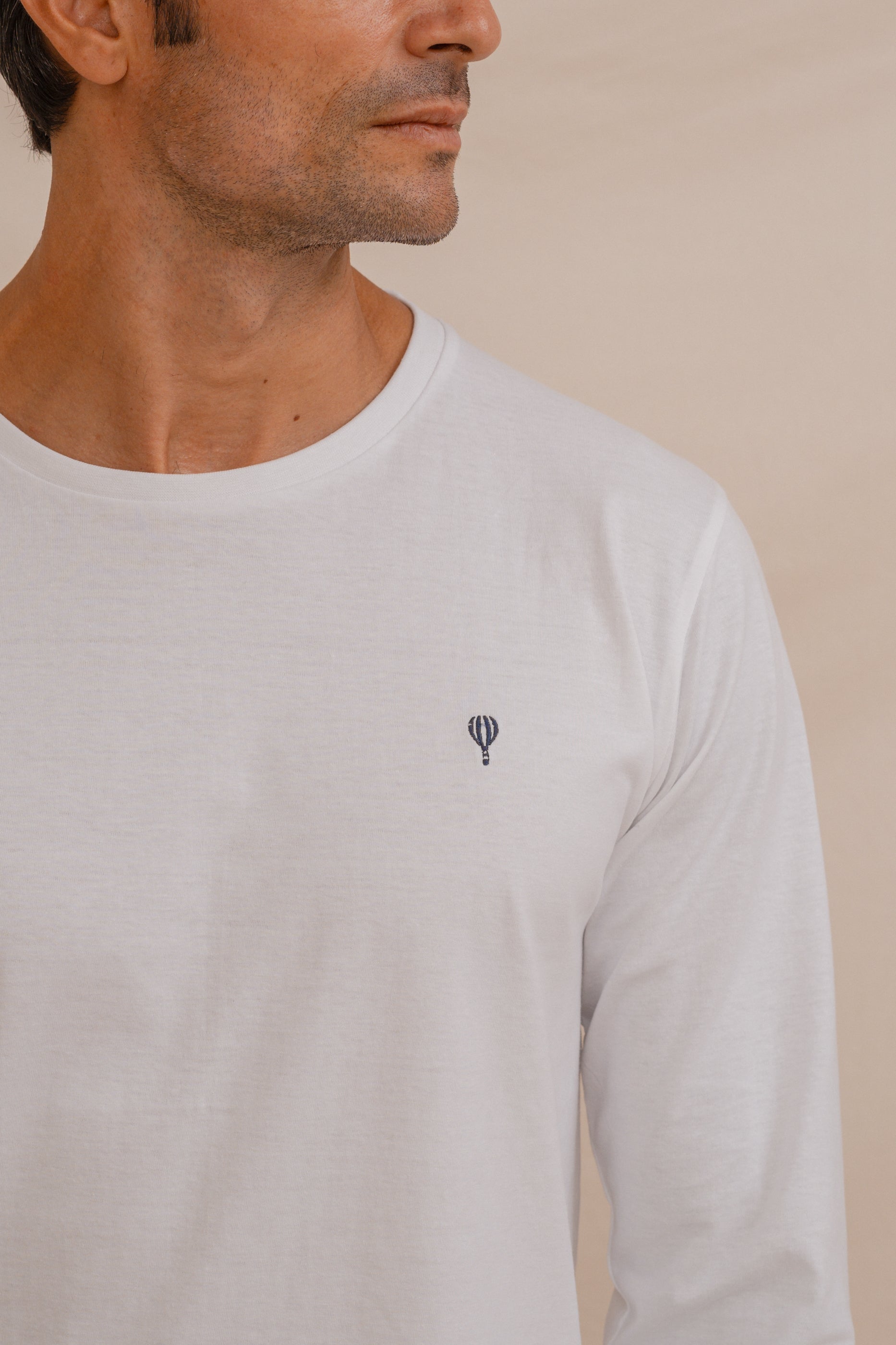 CAMISETA BASICA BLANCA MANGA LARGA