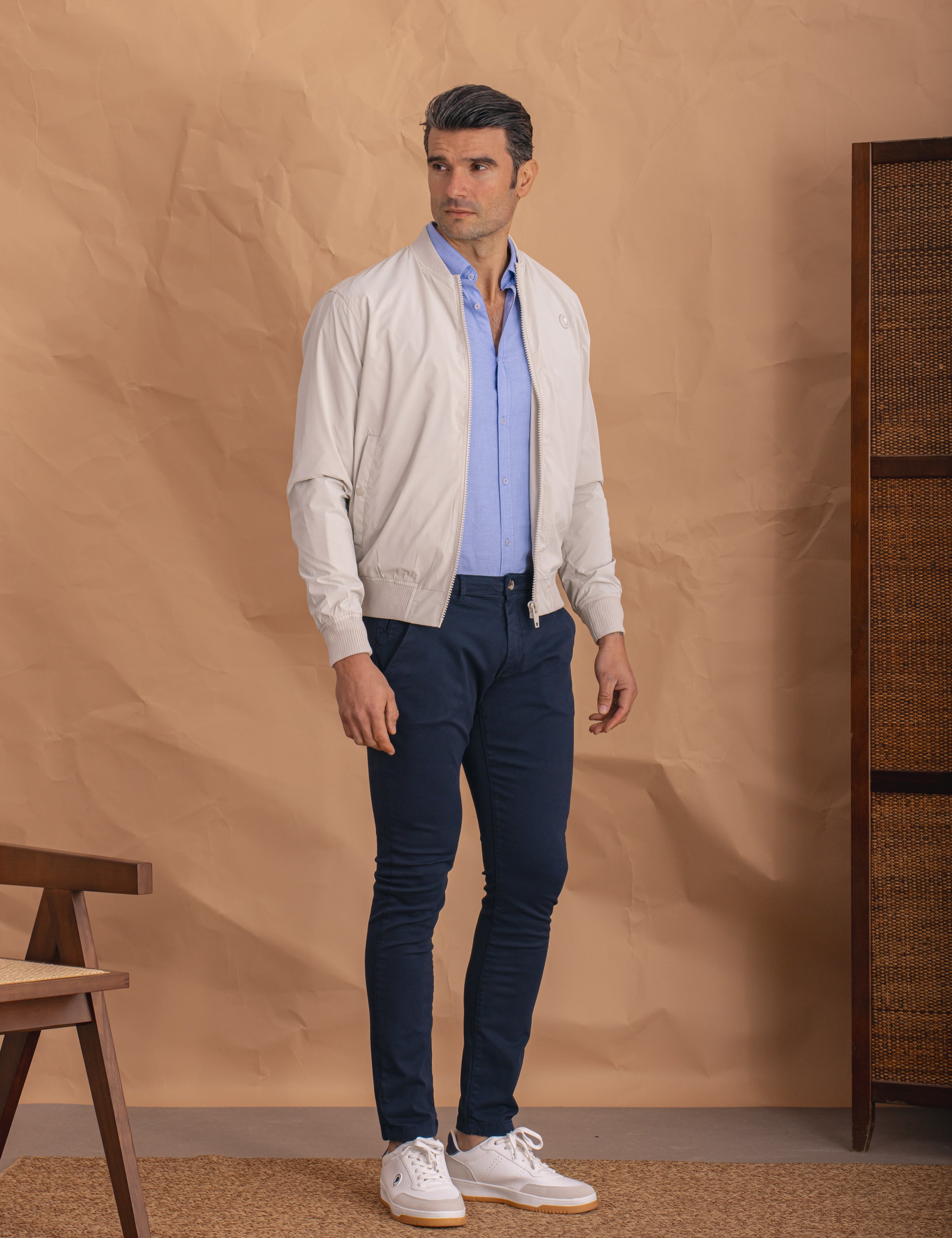 CAZADORA BOMBER LIGERA BLANCA