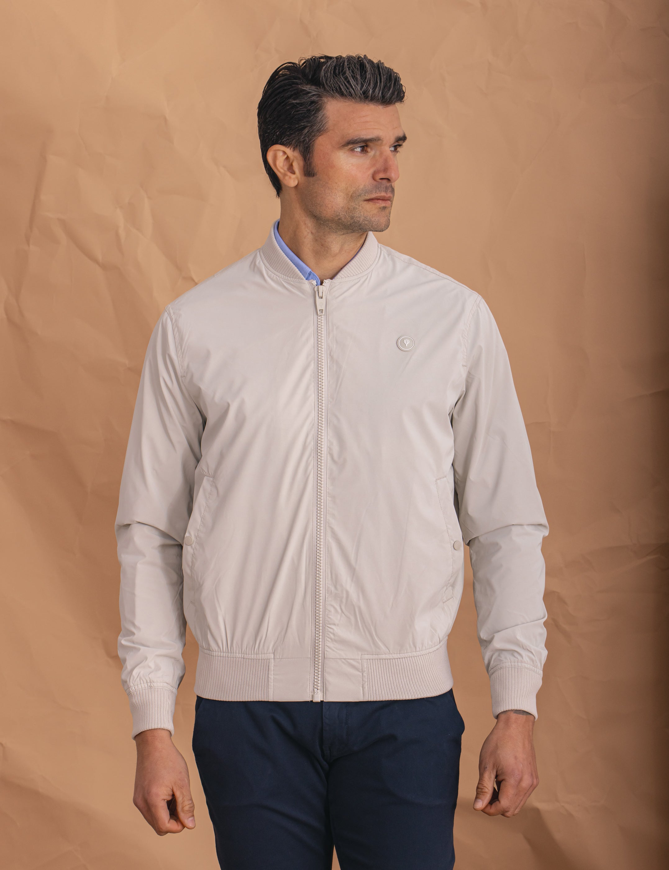 CAZADORA BOMBER LIGERA BLANCA