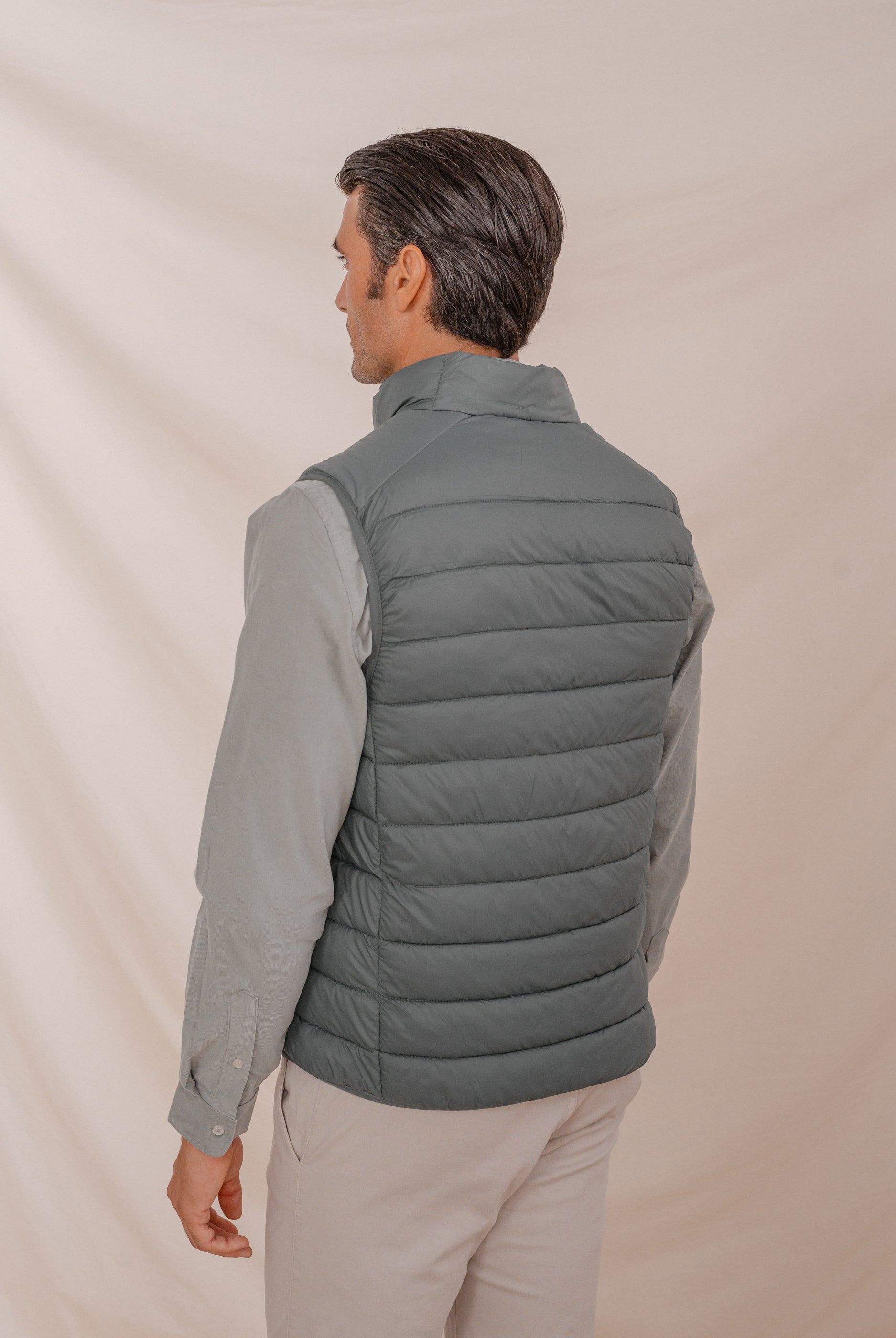 CHALECO ACOLCHADO CELESTE VERDOSO