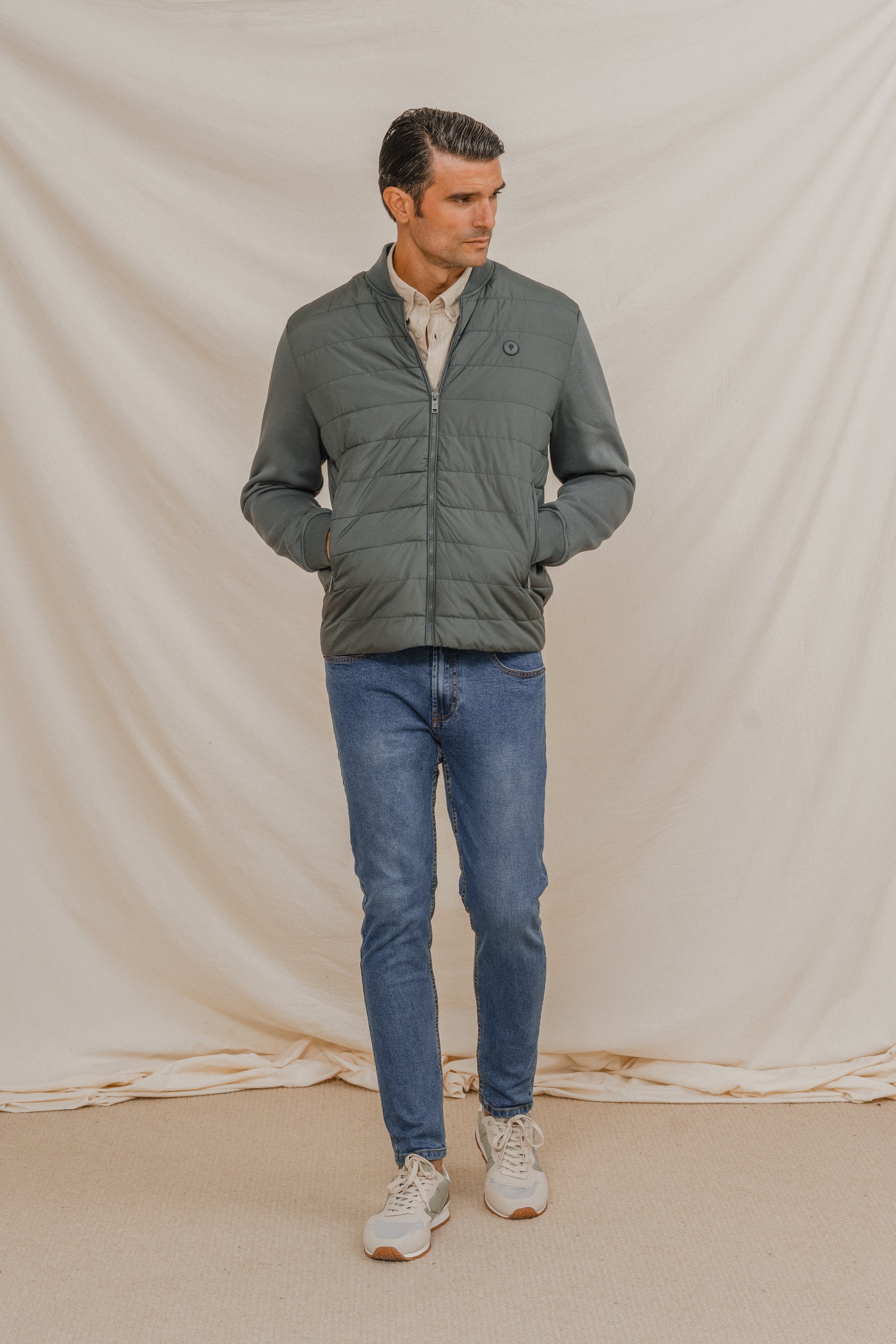 CAZADORA BOMBER COMBINADA VERDE