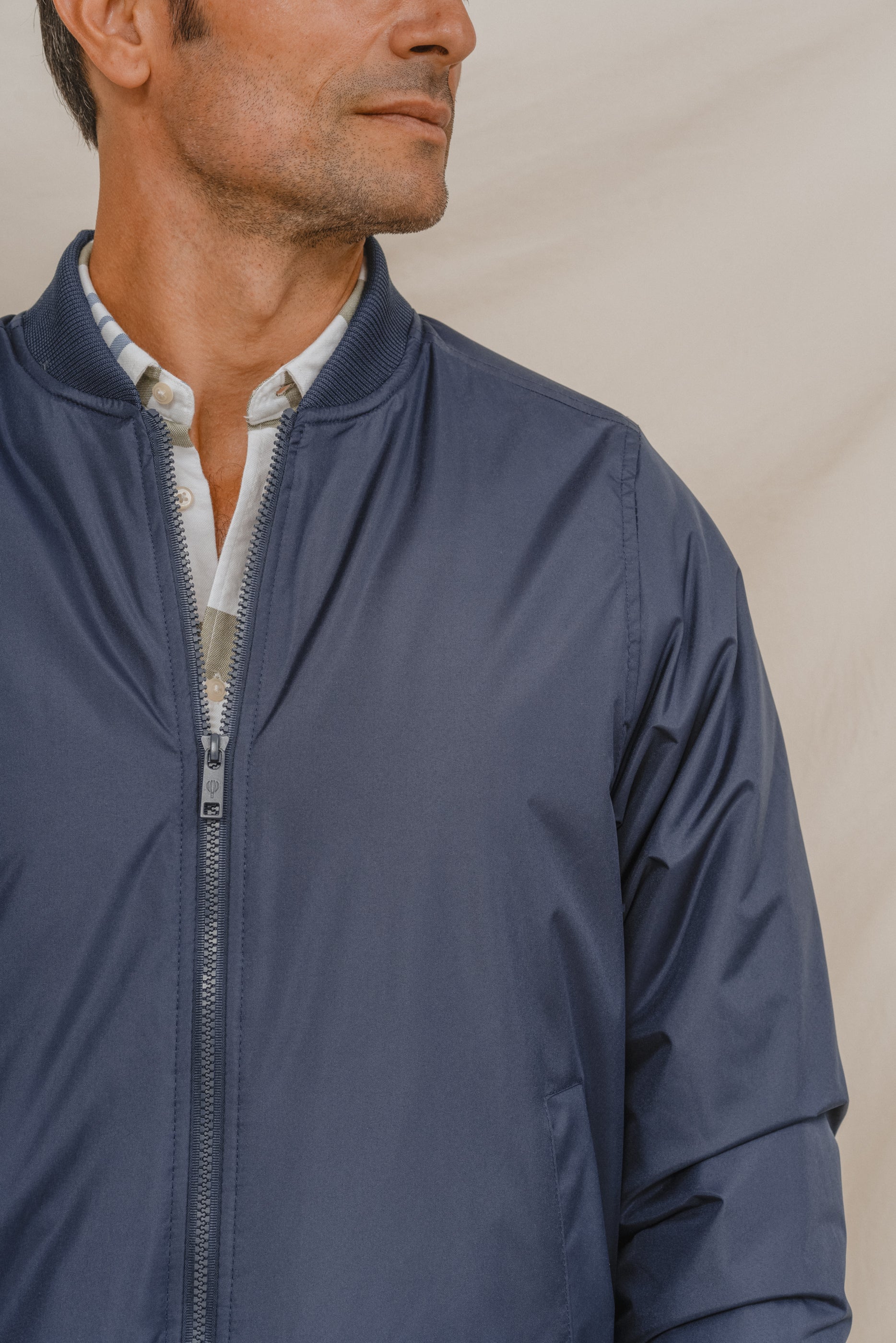 CAZADORA BOMBER MARINO