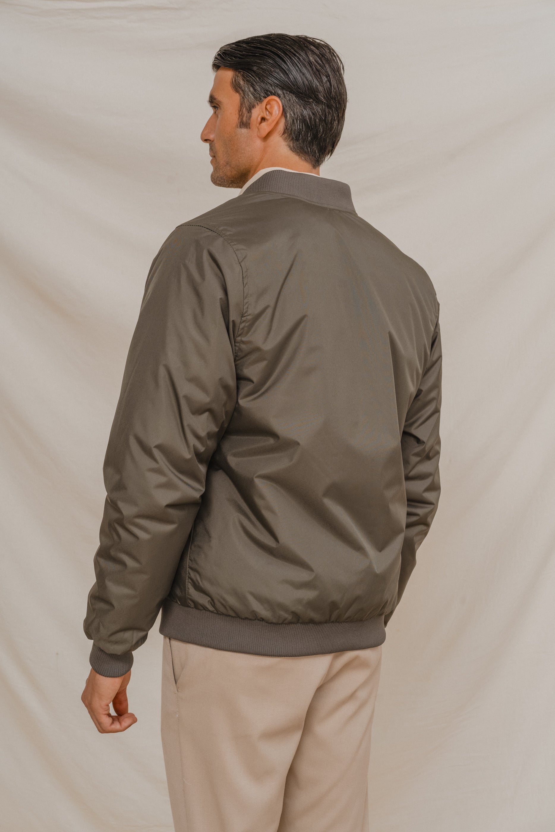 CAZADORA BOMBER VERDE