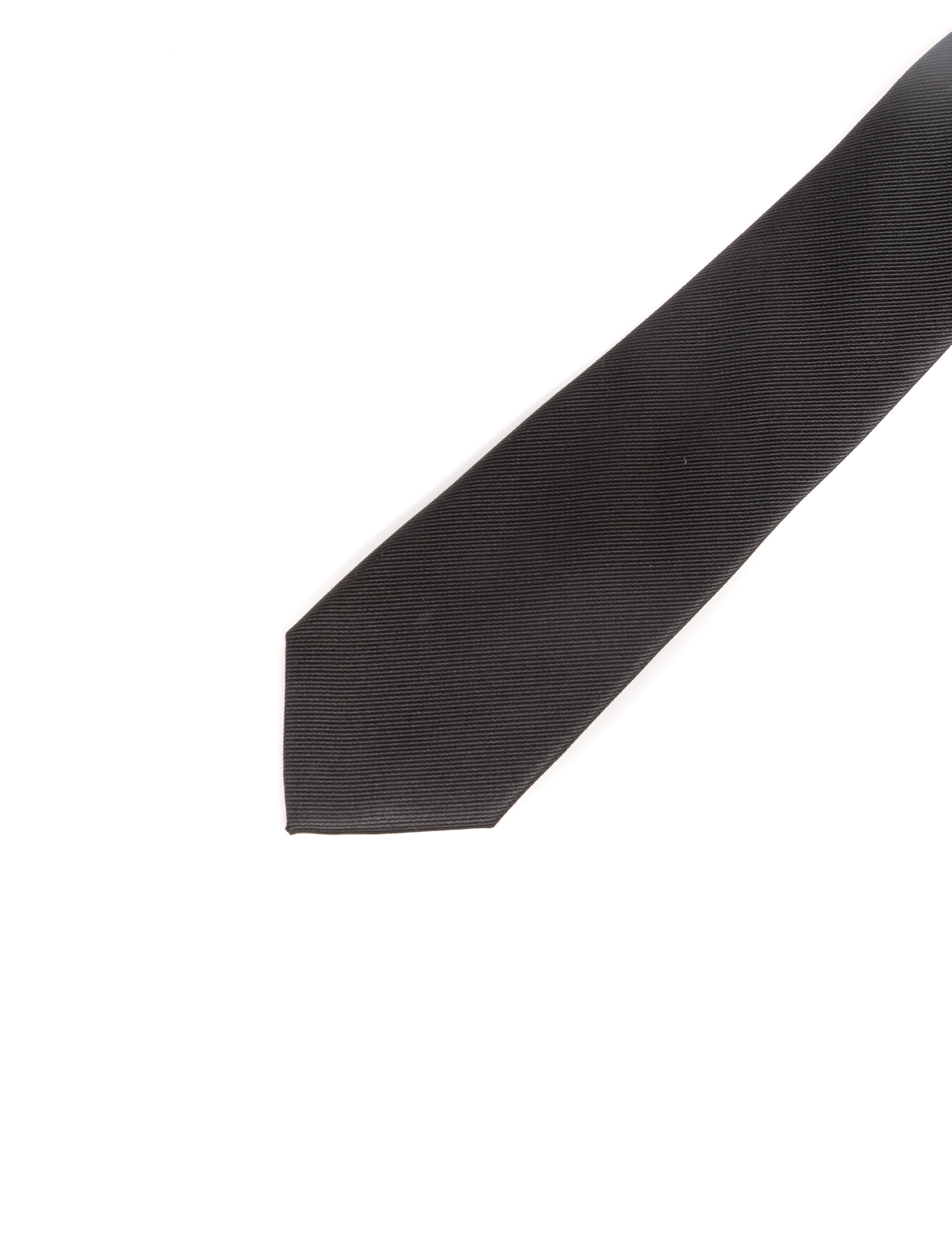 CORBATA BÁSICA NEGRA