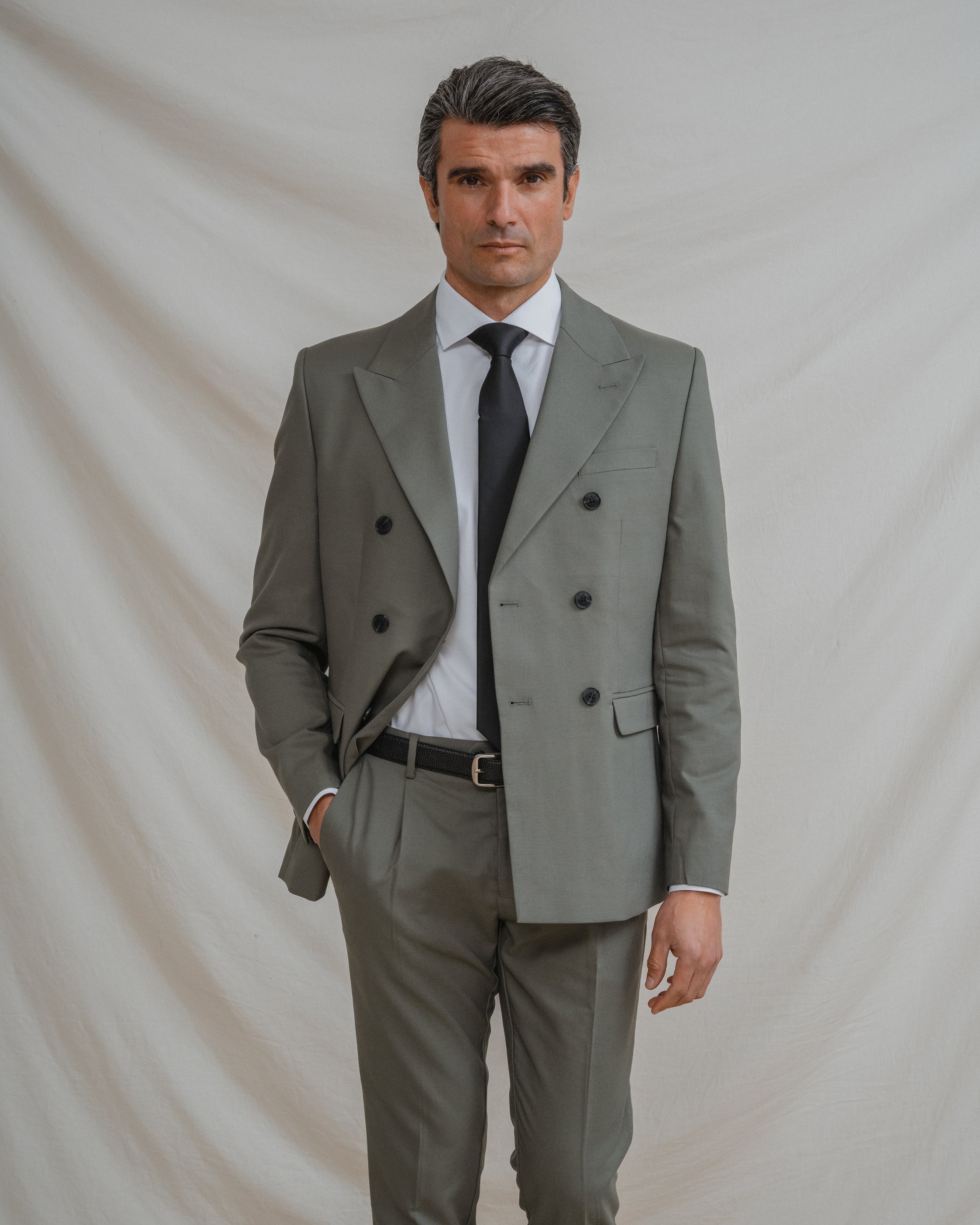 CHAQUETA CRUZADA TRAJE VERDE