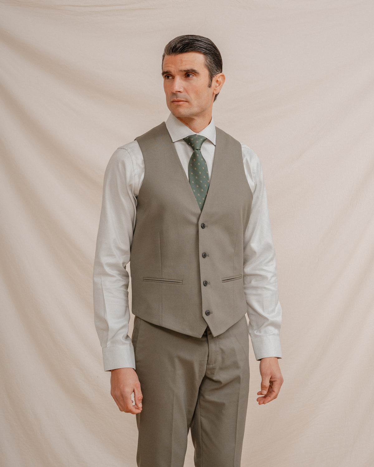CHALECO TRAJE VERDE