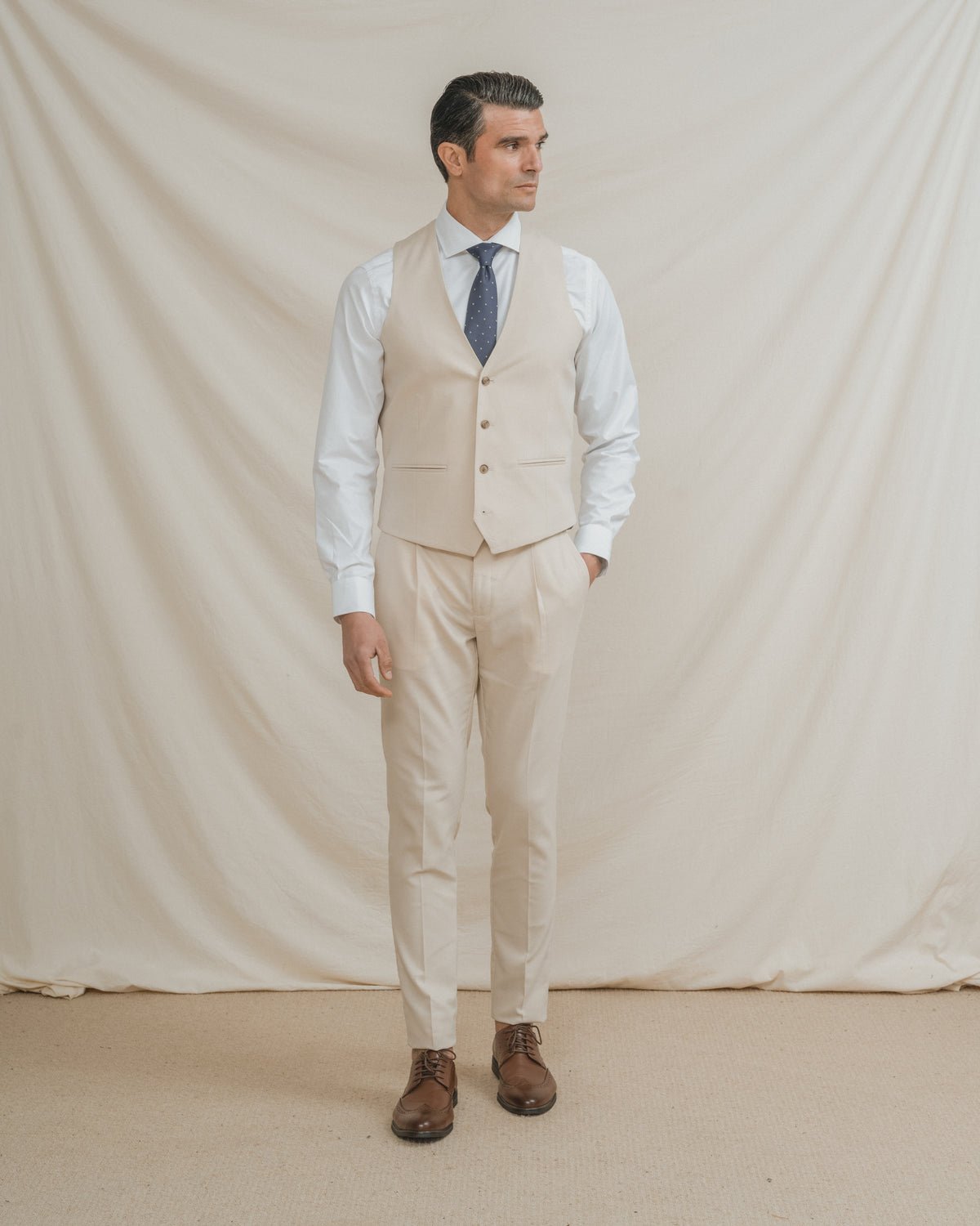 CHALECO TRAJE BEIGE
