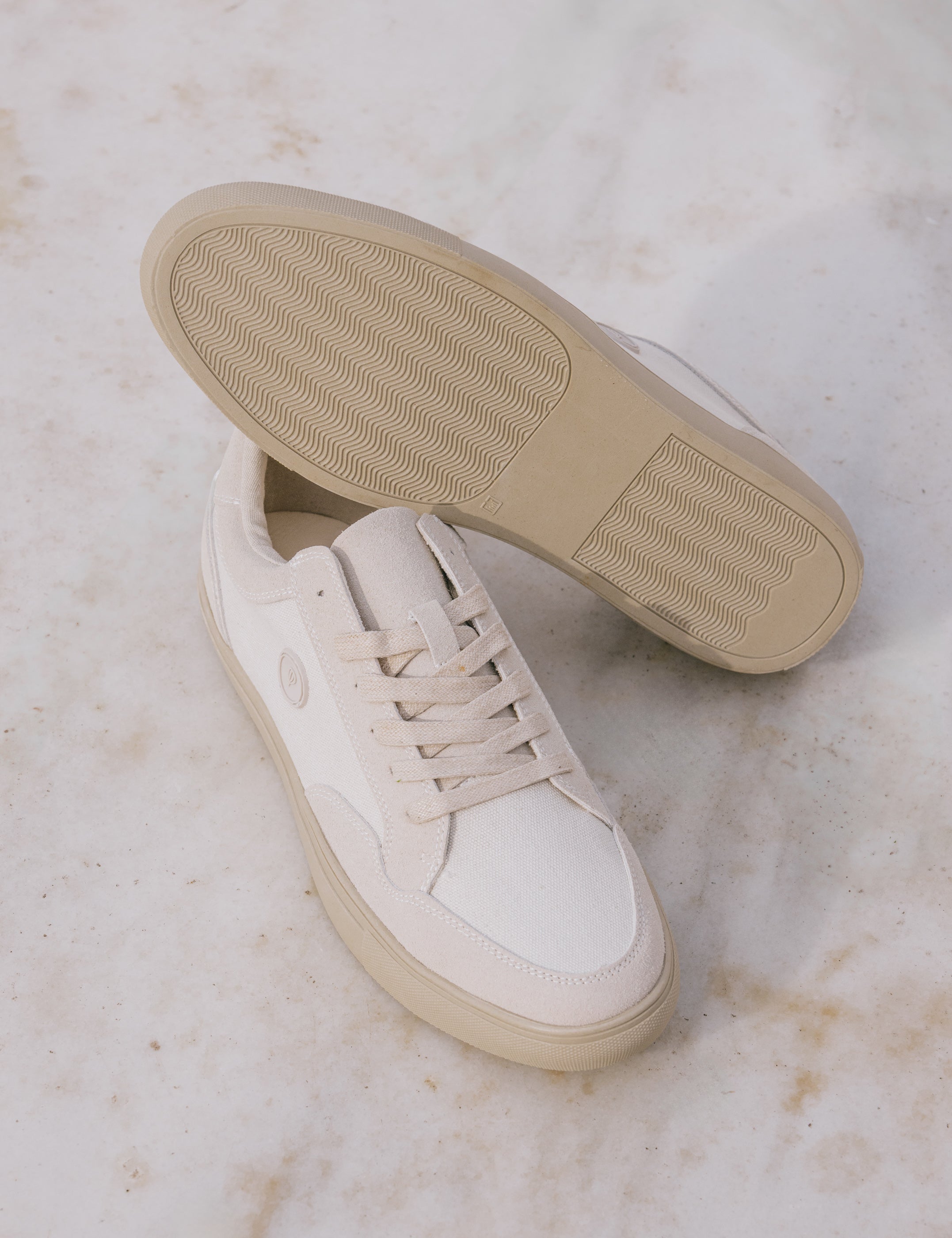 SNEAKERS BEIGE LOGO
