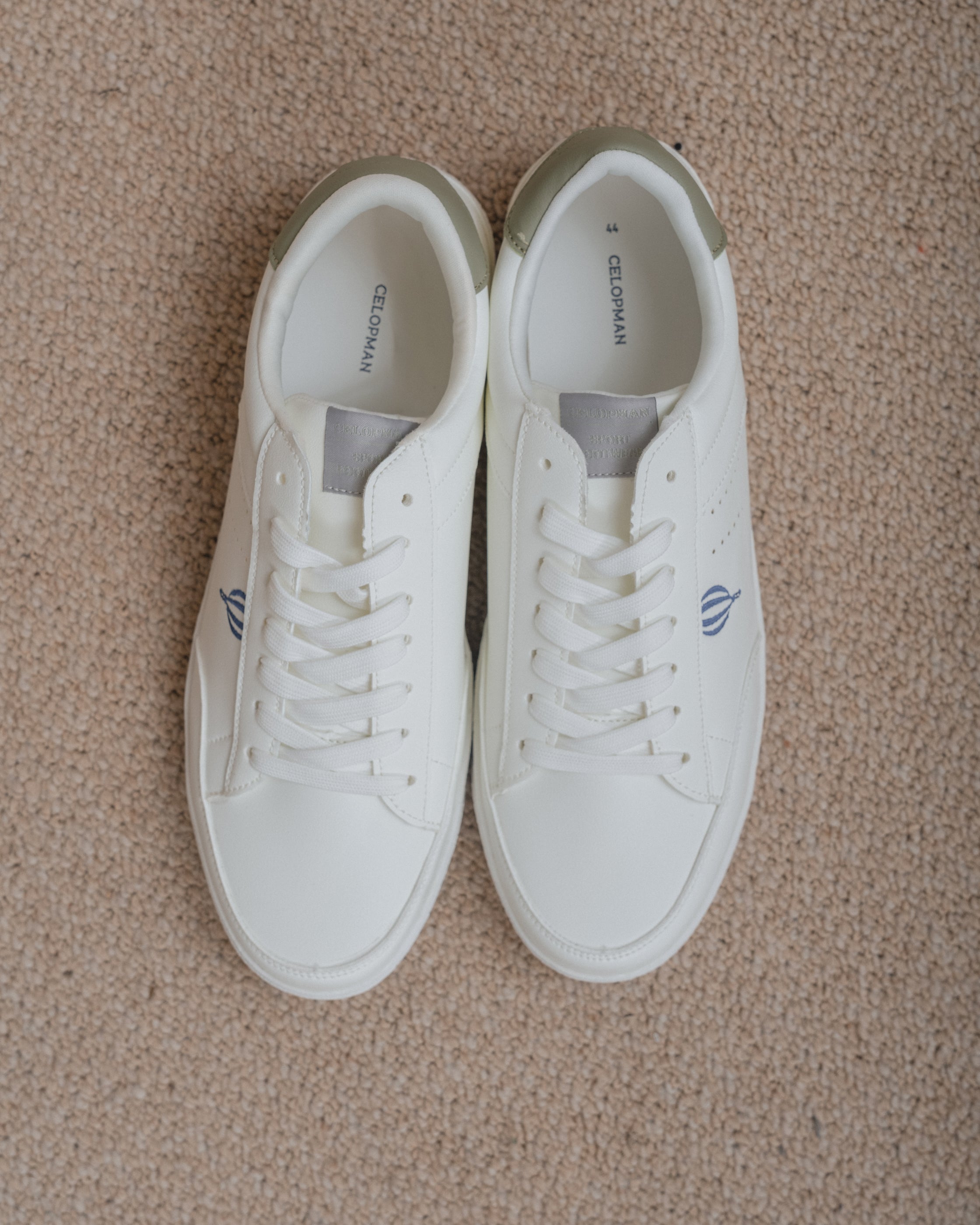 SNEAKERS BLANCA LOGO