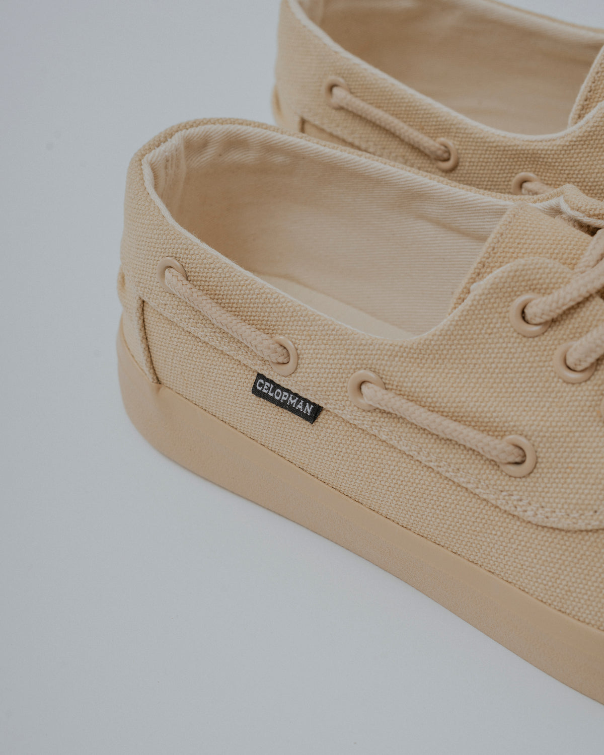 NAÚTICO BEIGE TEJIDO