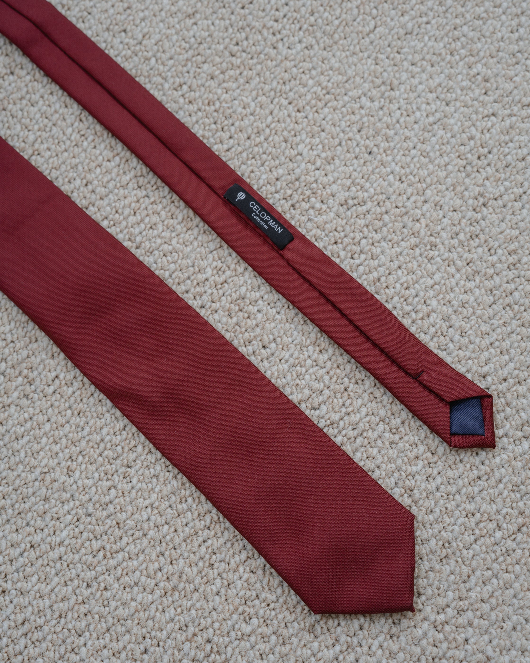 CORBATA BÁSICA CUADRILLÉ BURDEOS