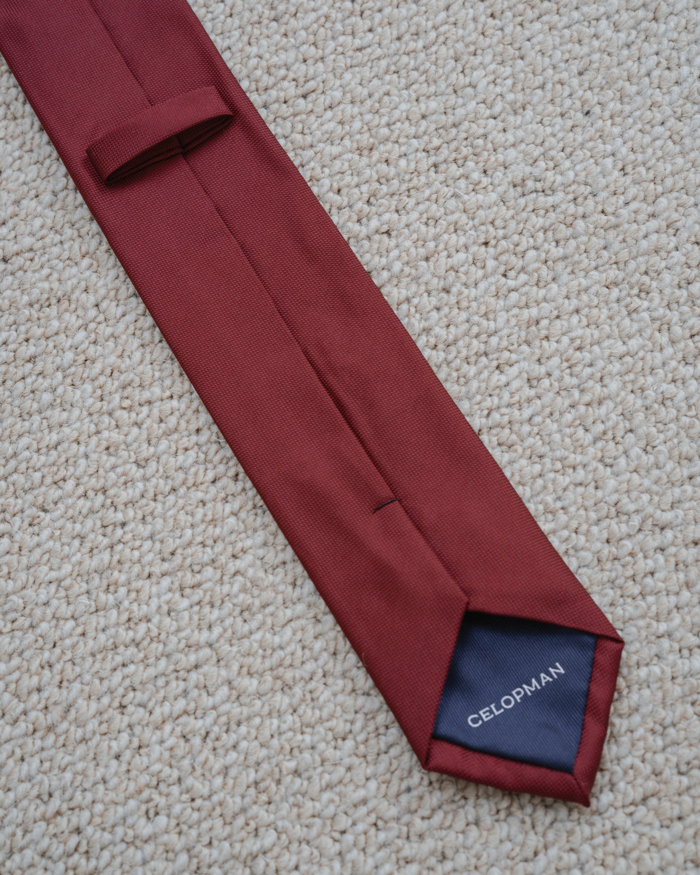 CORBATA BÁSICA CUADRILLÉ BURDEOS