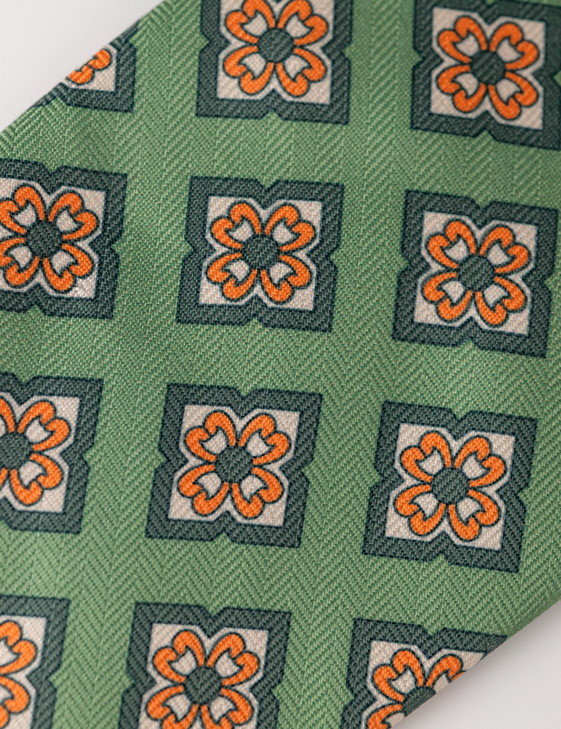 CORBATA VERDE FLOR BORDADA