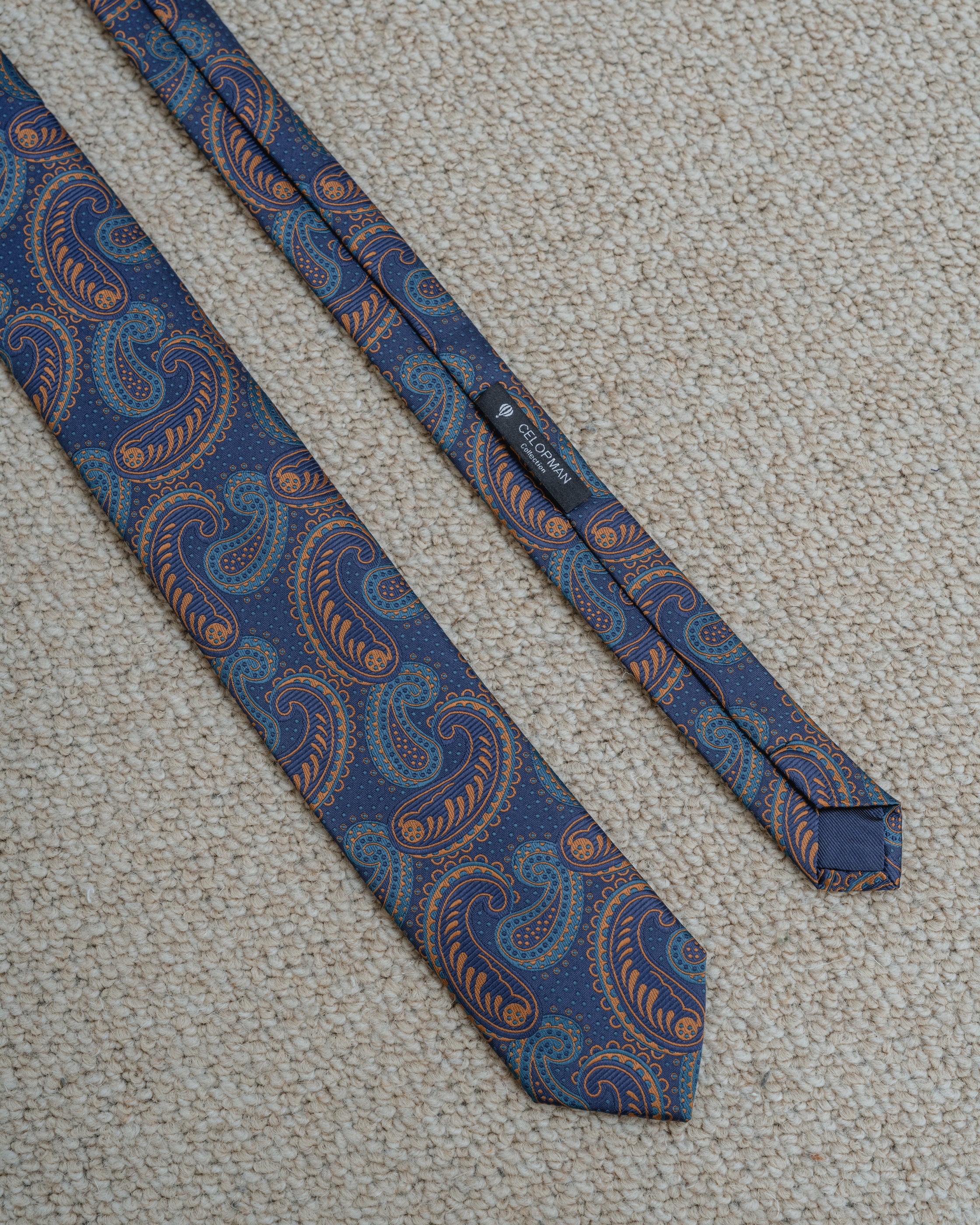 CORBATA AZUL DISEÑO CACHEMIR