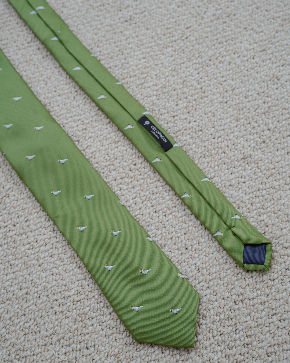 CORBATA VERDE DISEÑO
