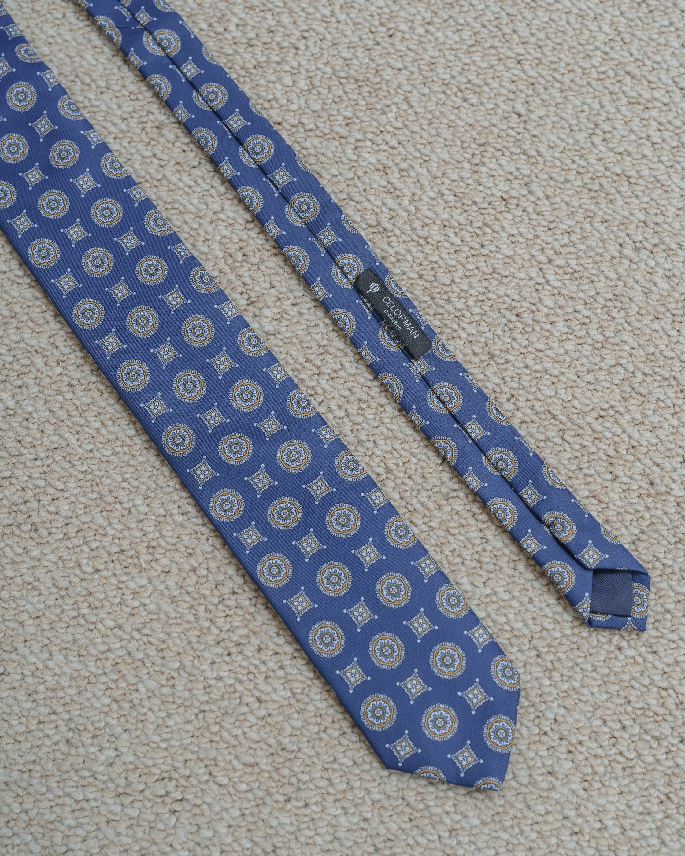 CORBATA AZUL AZULEJOS