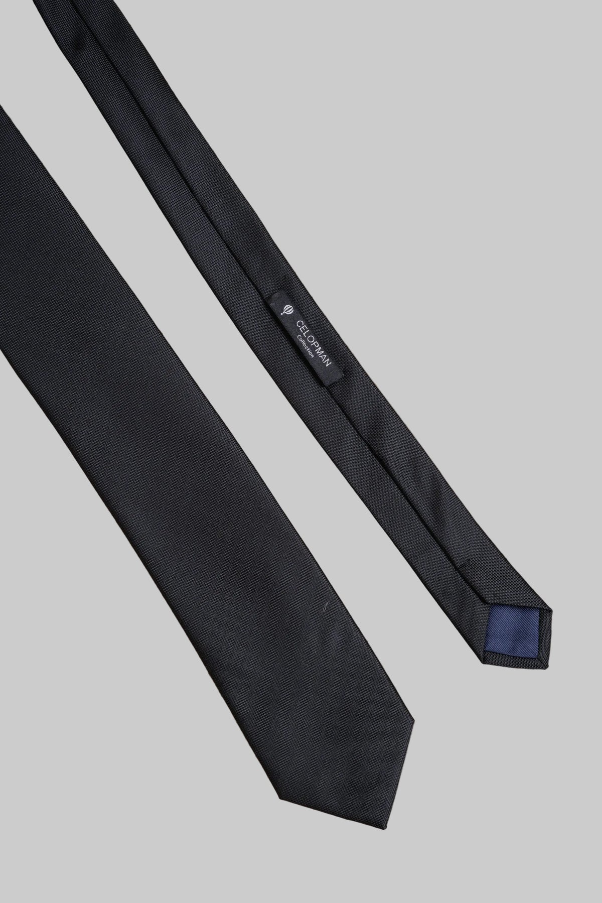CORBATA BÁSICA CUADRILLÉ NEGRA