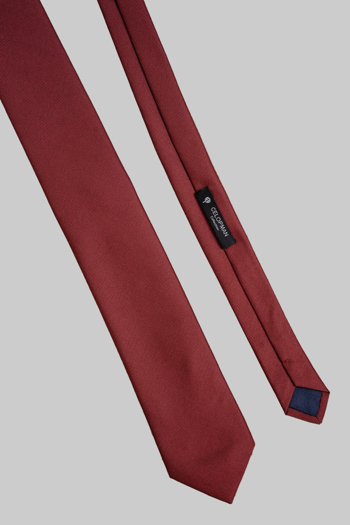 CORBATA BÁSICA CUADRILLÉ BURDEOS