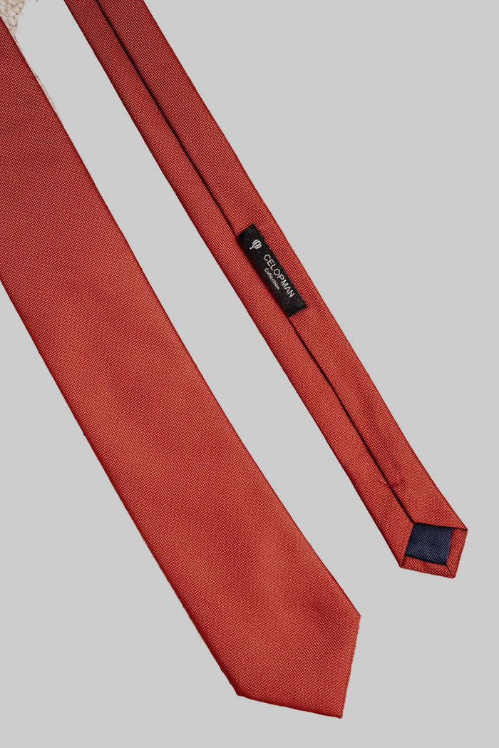 CORBATA BÁSICA CUADRILLÉ ROJA