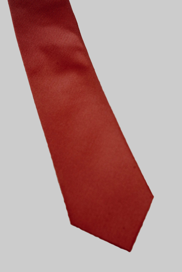 CORBATA BÁSICA CUADRILLÉ ROJA
