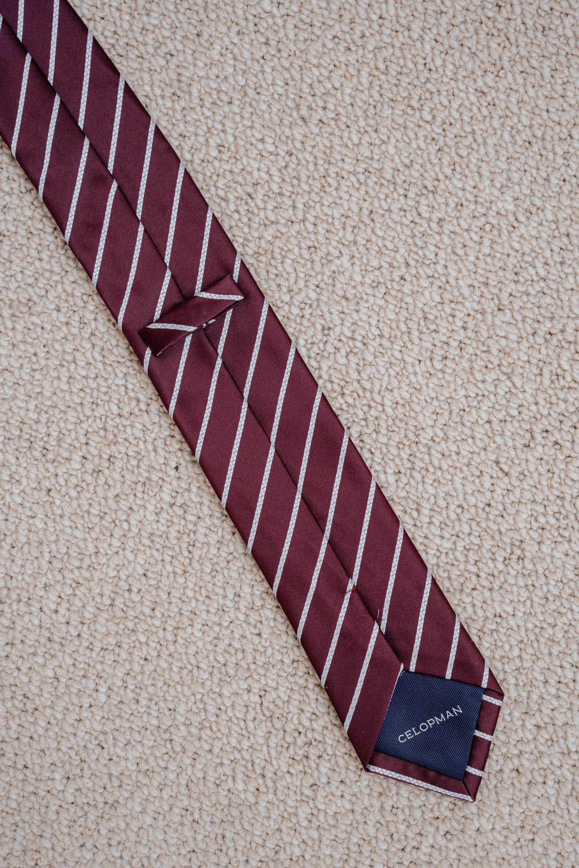 CORBATA RAYA DIAGONAL