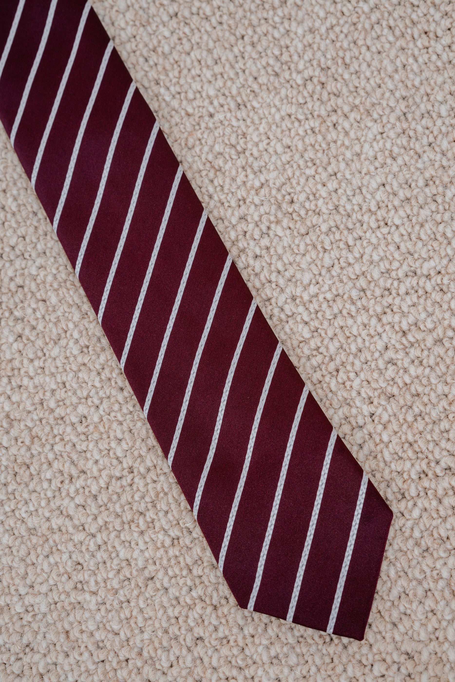 CORBATA RAYA DIAGONAL