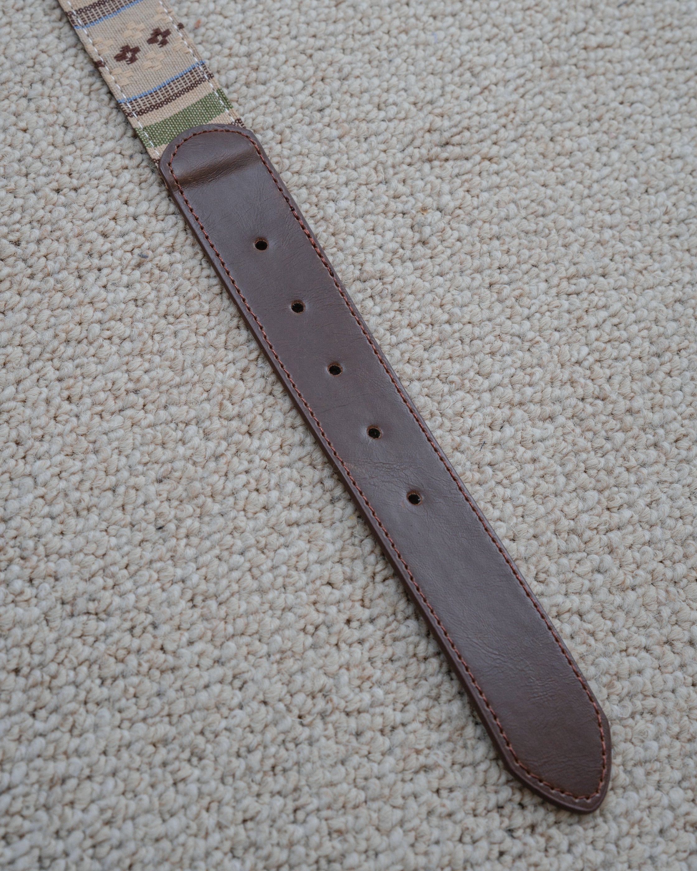 CINTURON GRECAS BEIGE