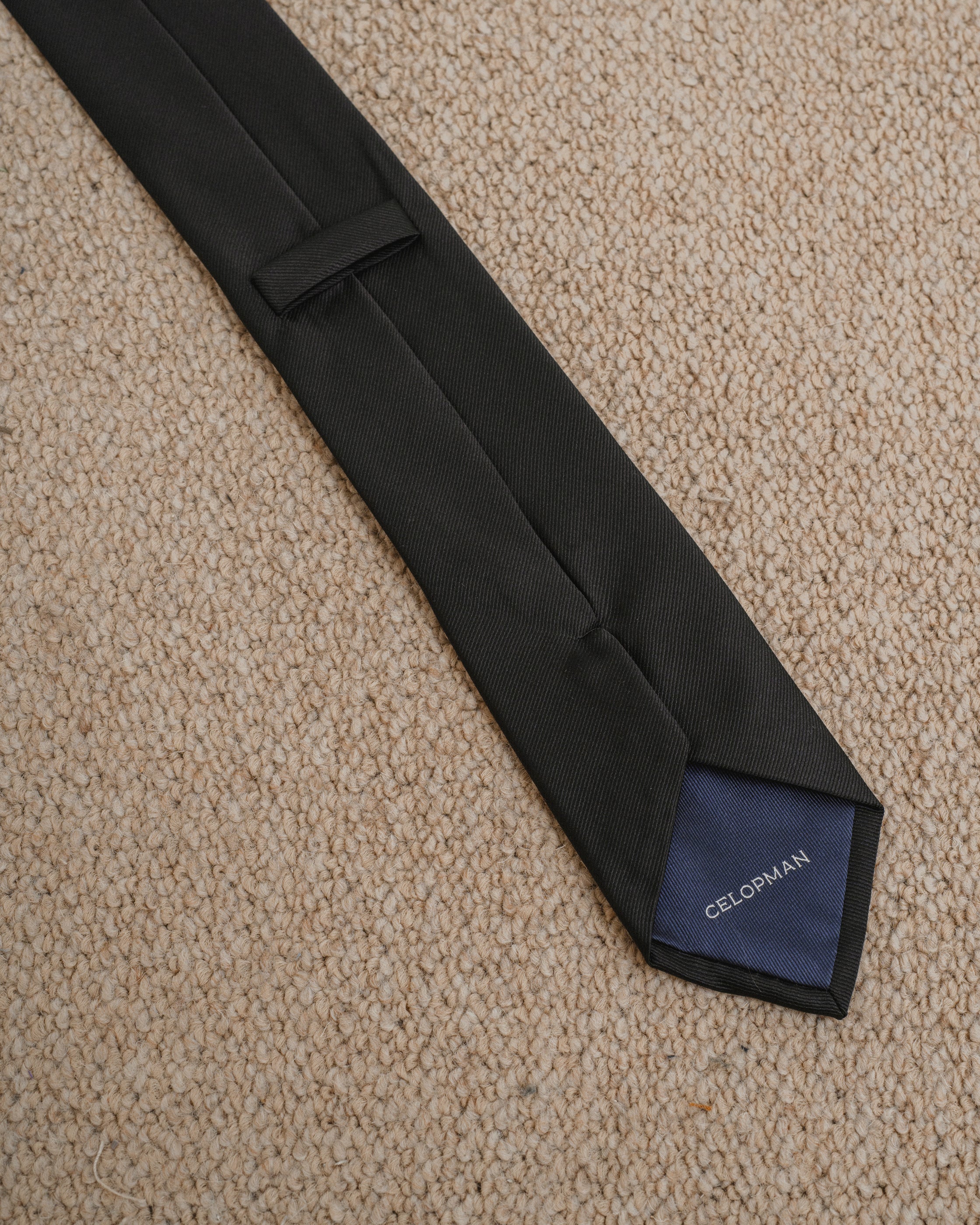 CORBATA BÁSICA OTTOMAN NEGRA