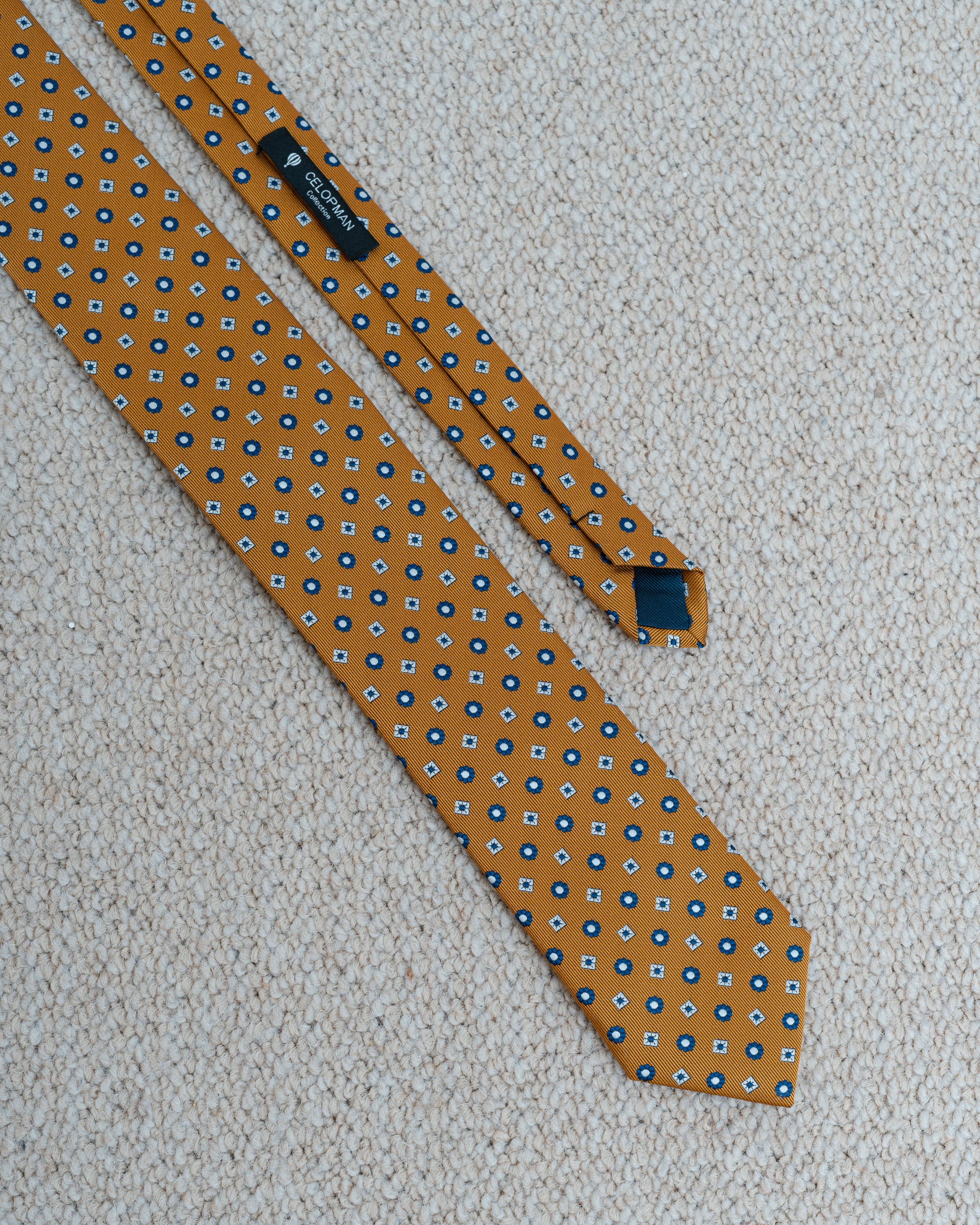 CORBATA DISEÑO