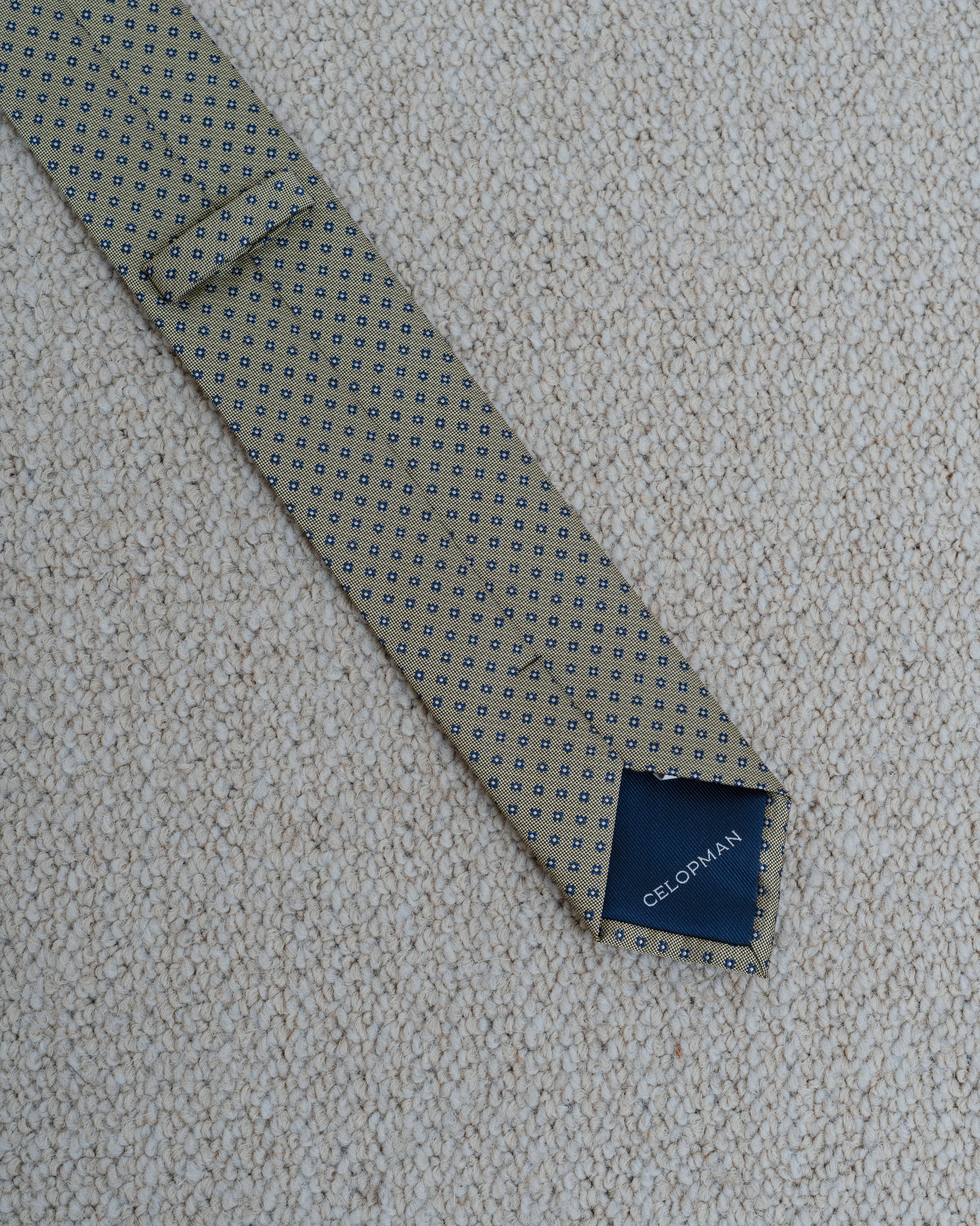 CORBATA BEIGE DISEÑO FLOR