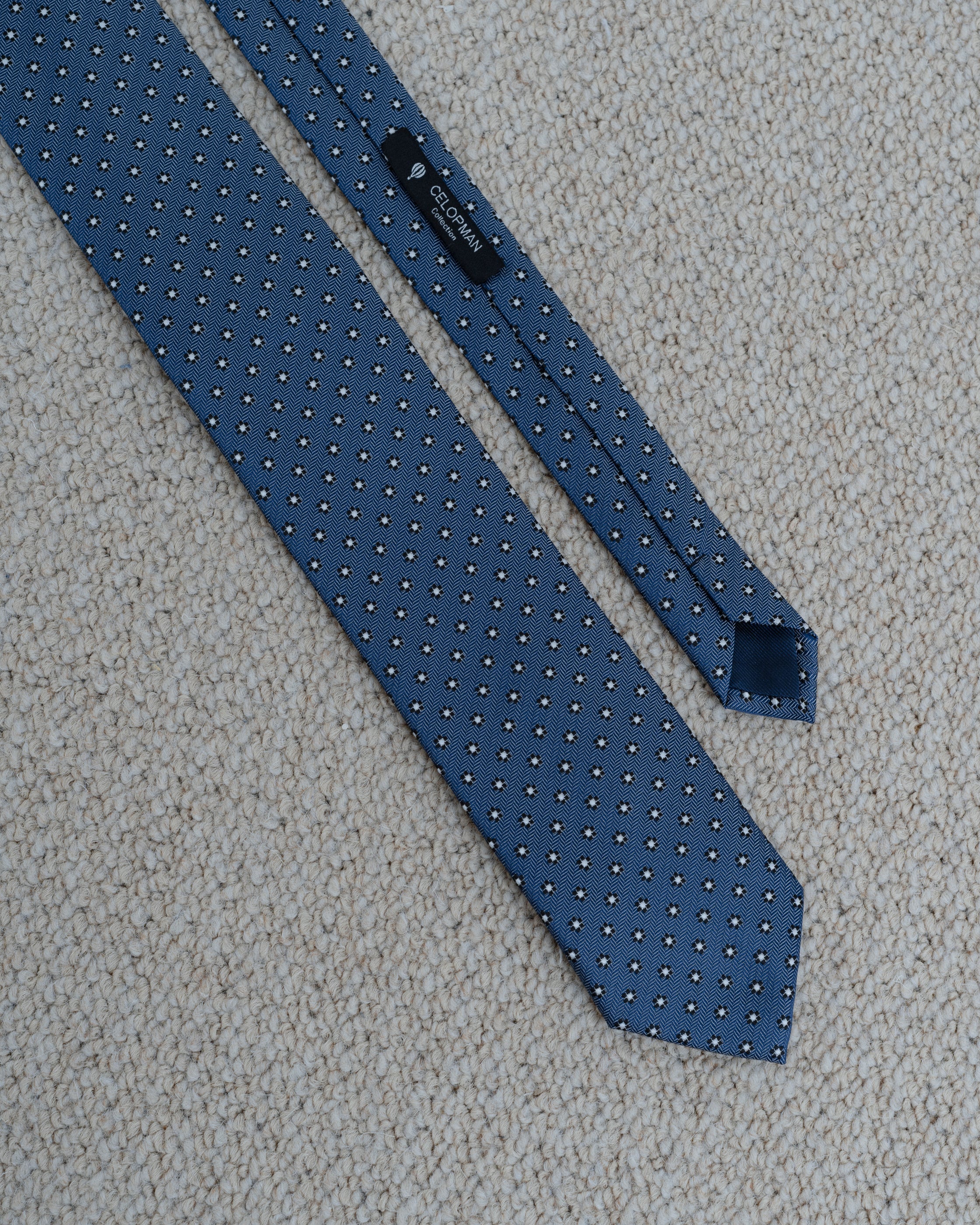 CORBATA AZUL DISEÑO FLOR