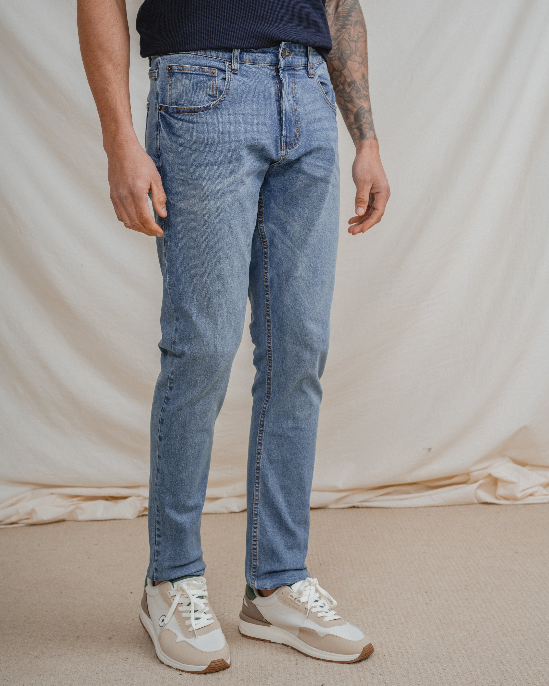 DENIM SLIM BÁSICO CELESTE