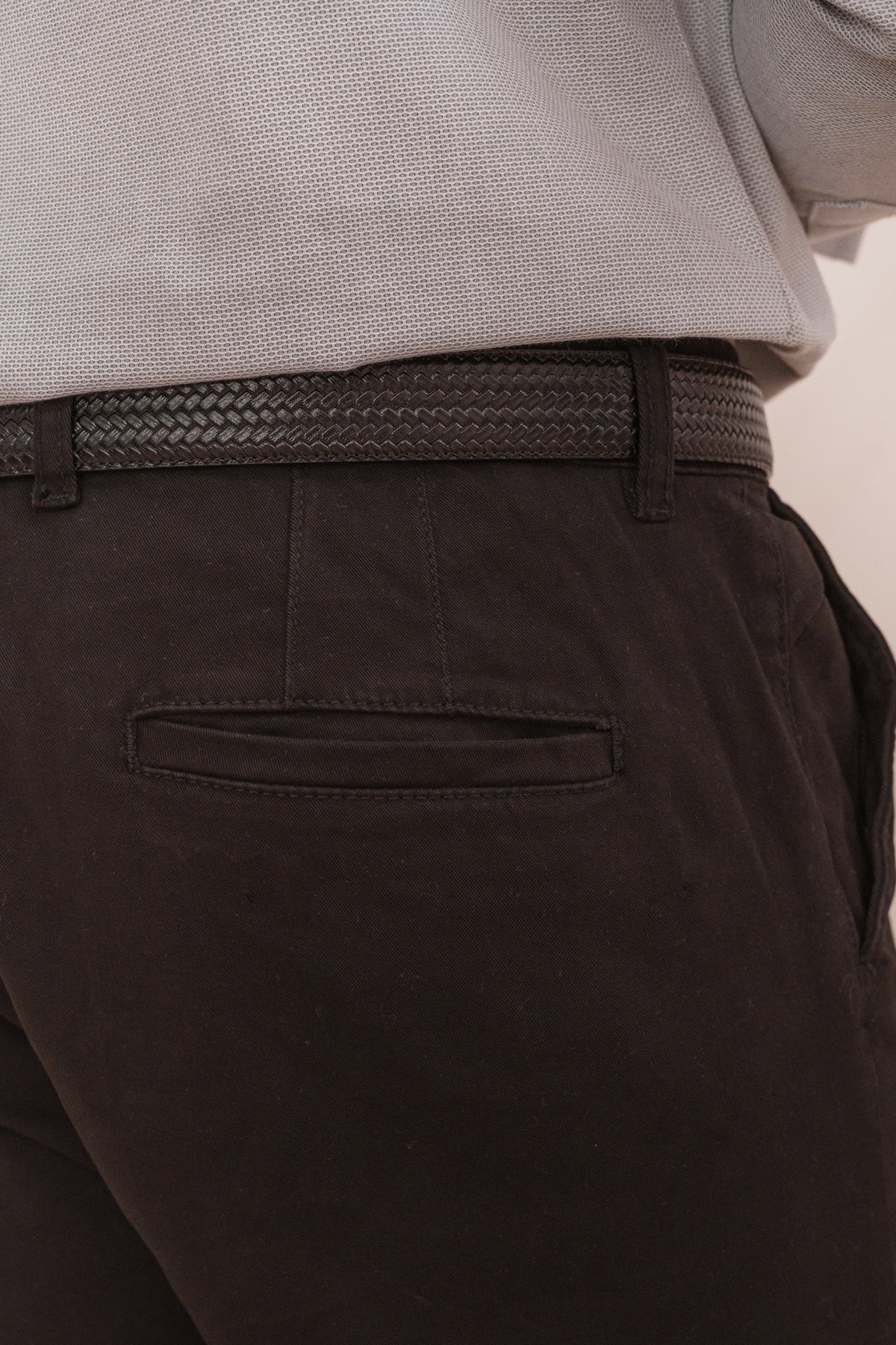 CALÇAS CHINO SKINNY PRETAS