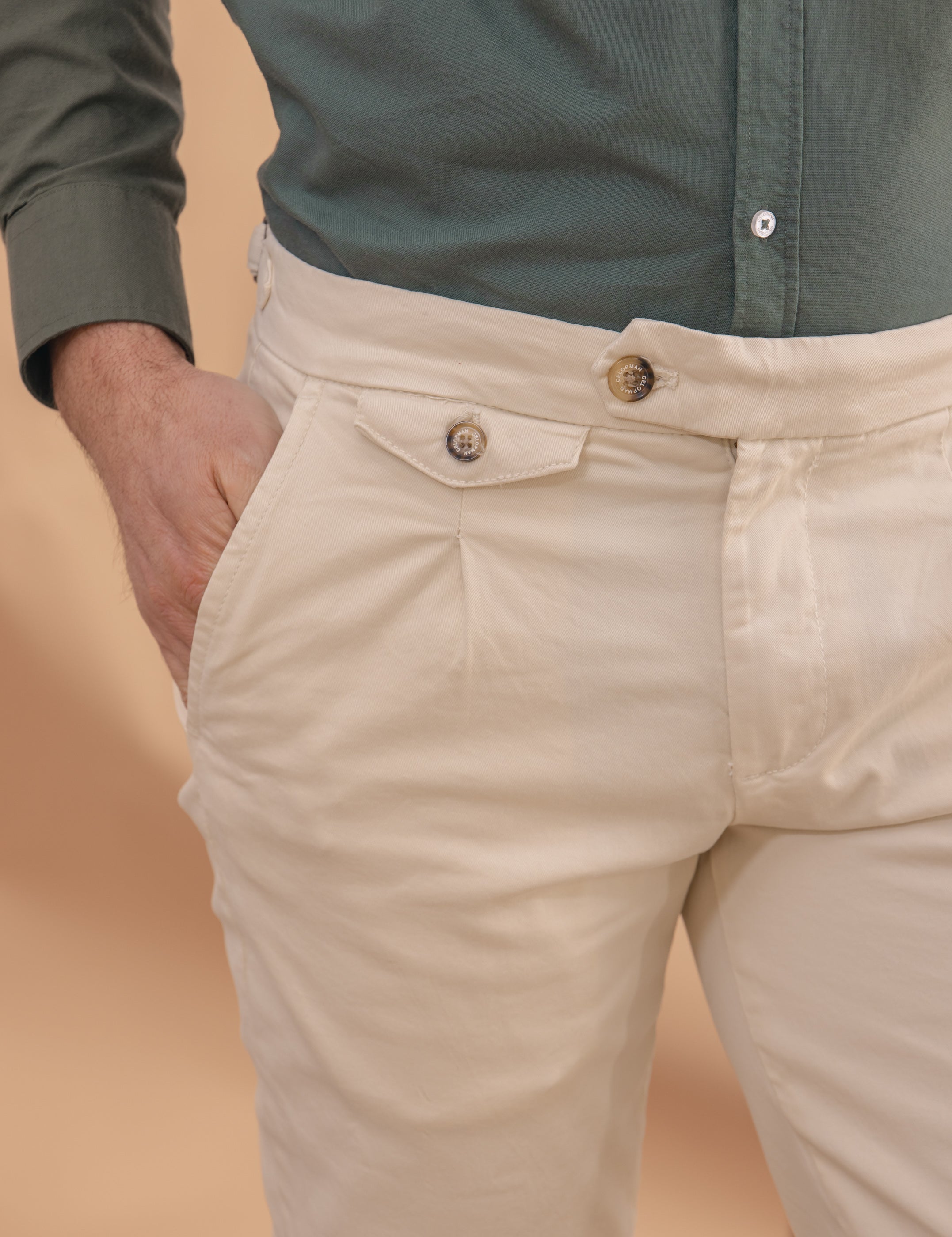 CHINO CASUAL SLIM CON PINZAS BEIGE