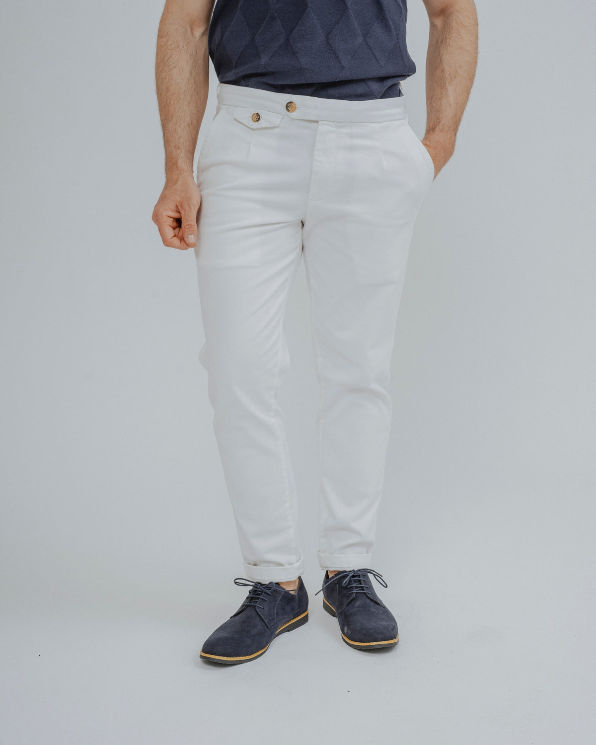 CALÇAS CHINO SLIM PREGAS