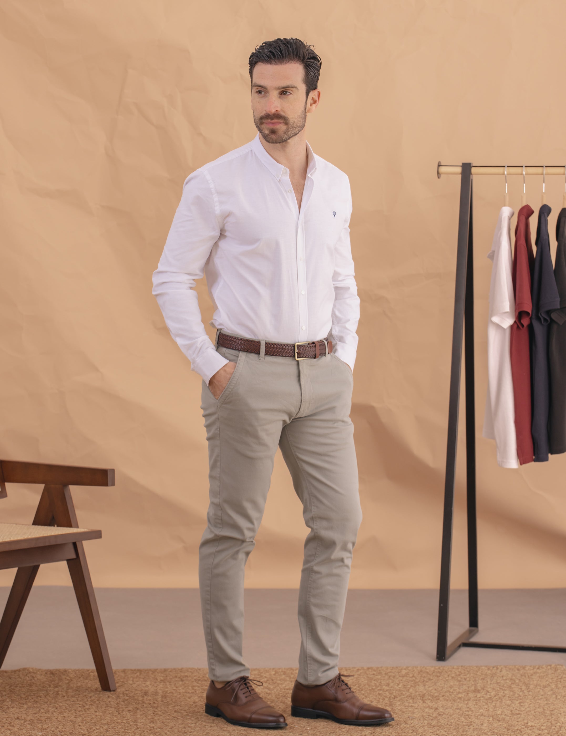 PANTALÓN CHINO ESTRUCTURA VERDE
