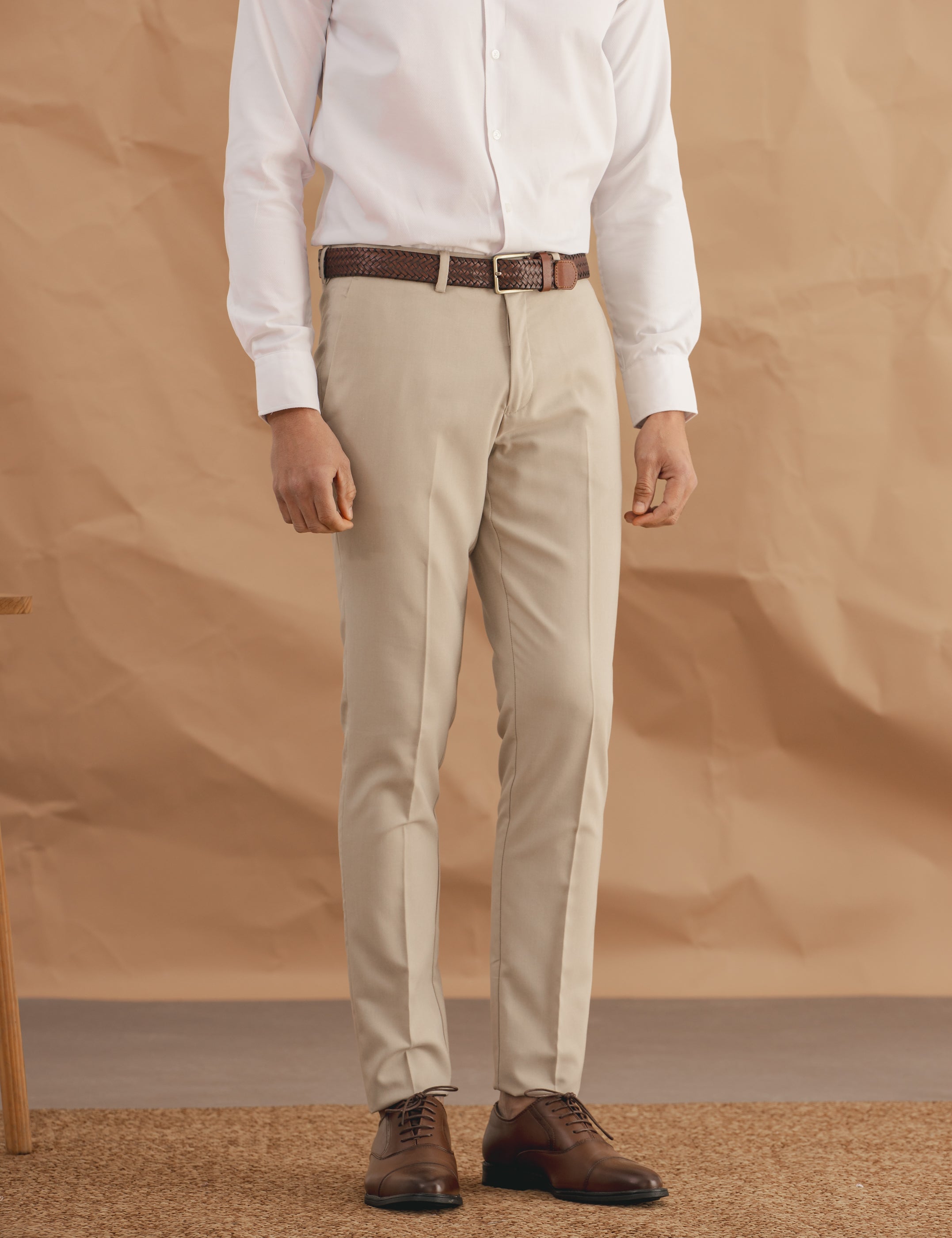 PANTALÓN DE TRAJE BEIGE