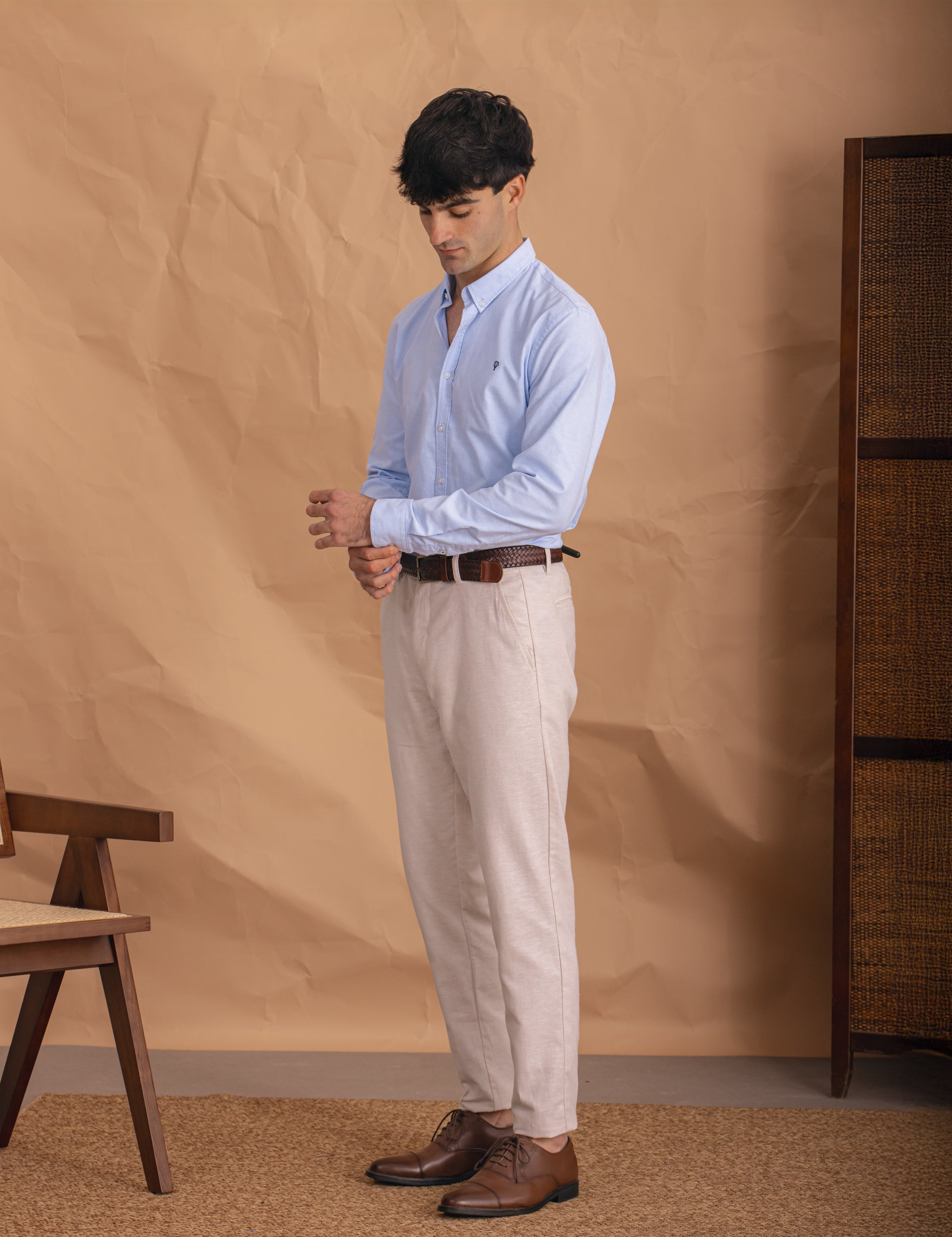 PANTALÓN CHINO CASUAL LINO
