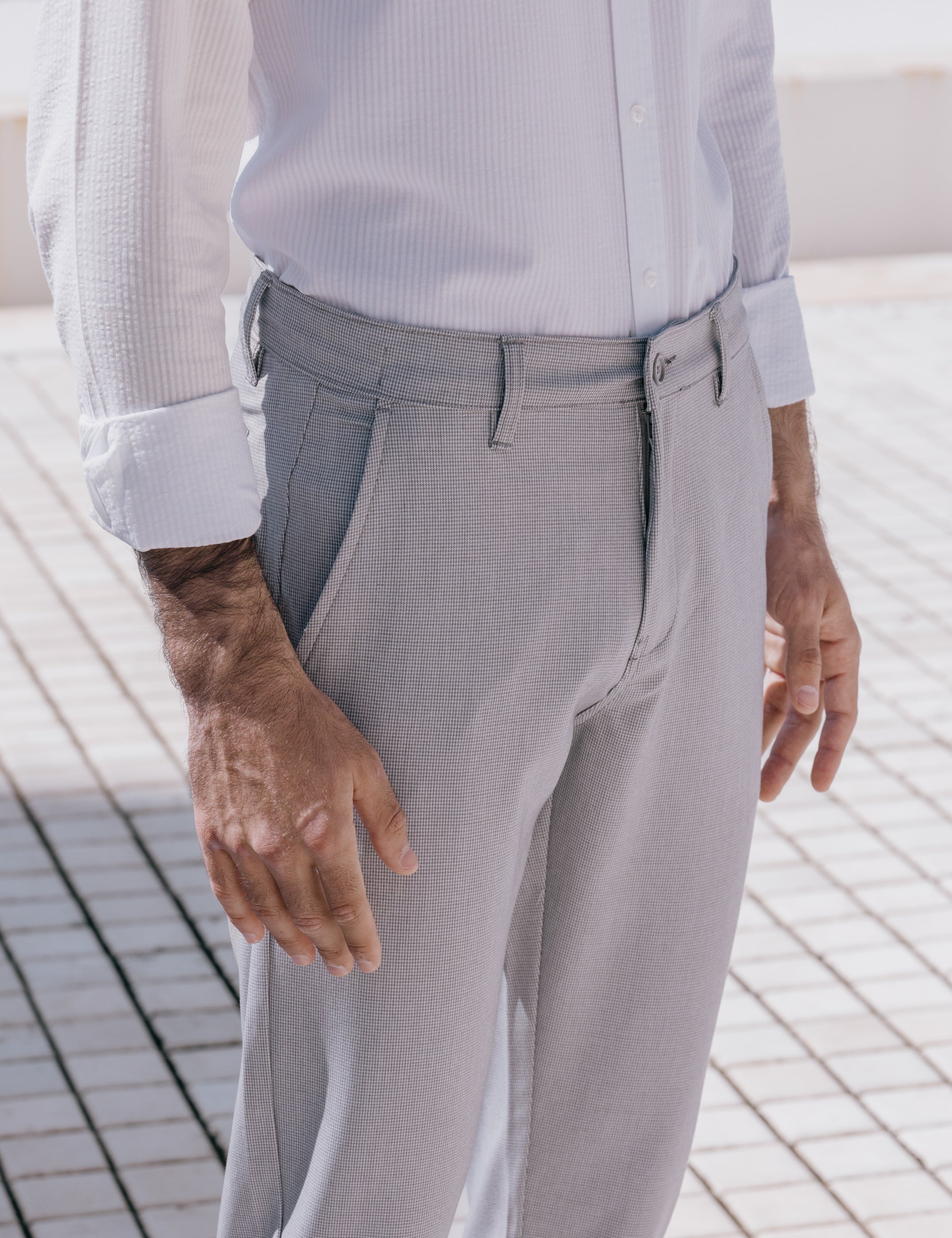 PANTALÓN CASUAL PATA DE GALLO GRÍS